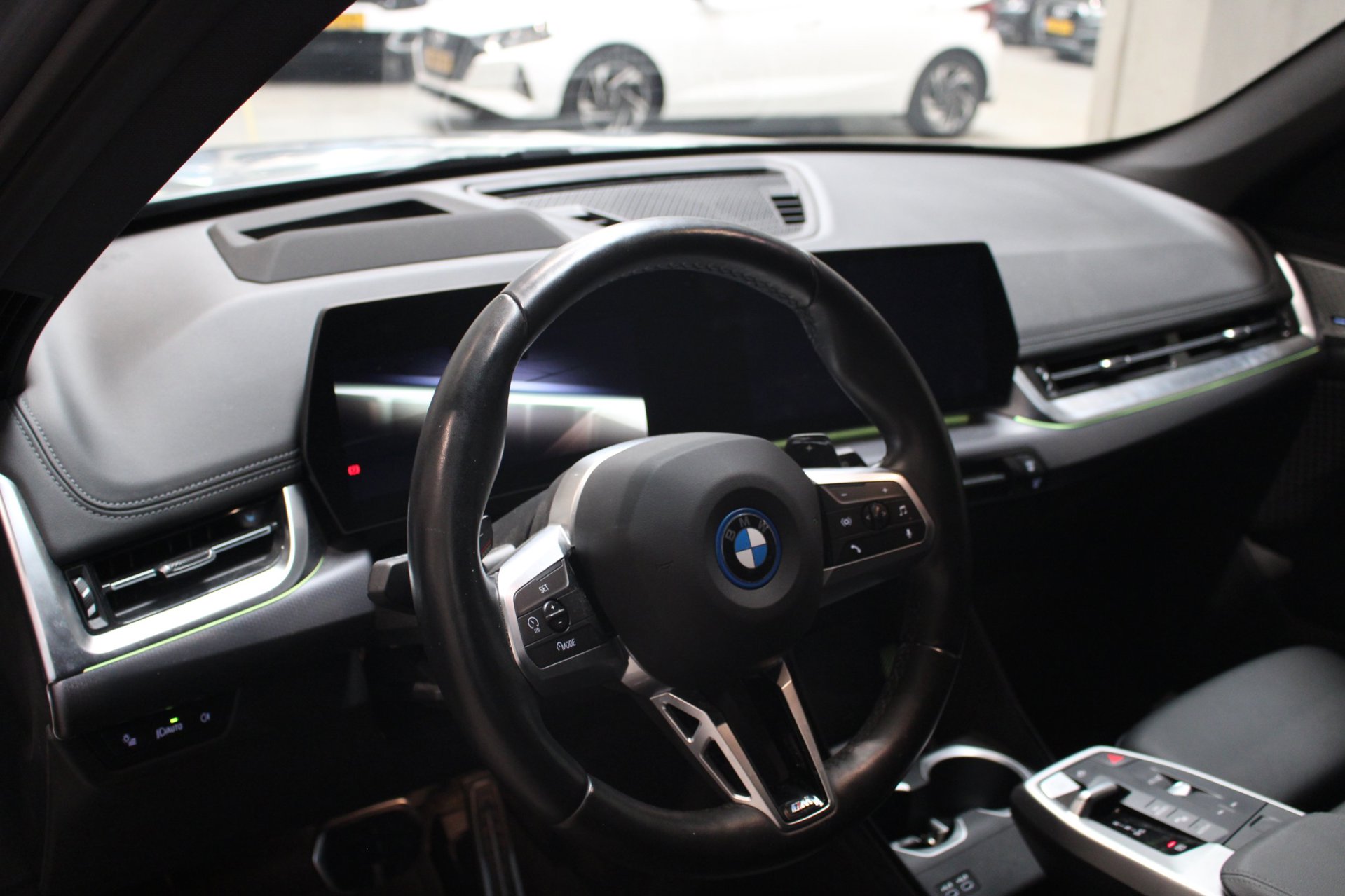 Foto van BMW X1 Xdrive30e