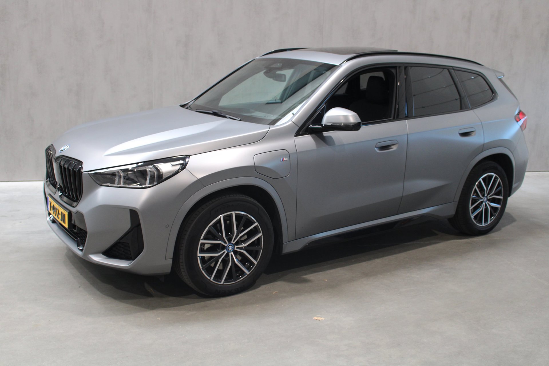 Foto van BMW X1 Xdrive30e