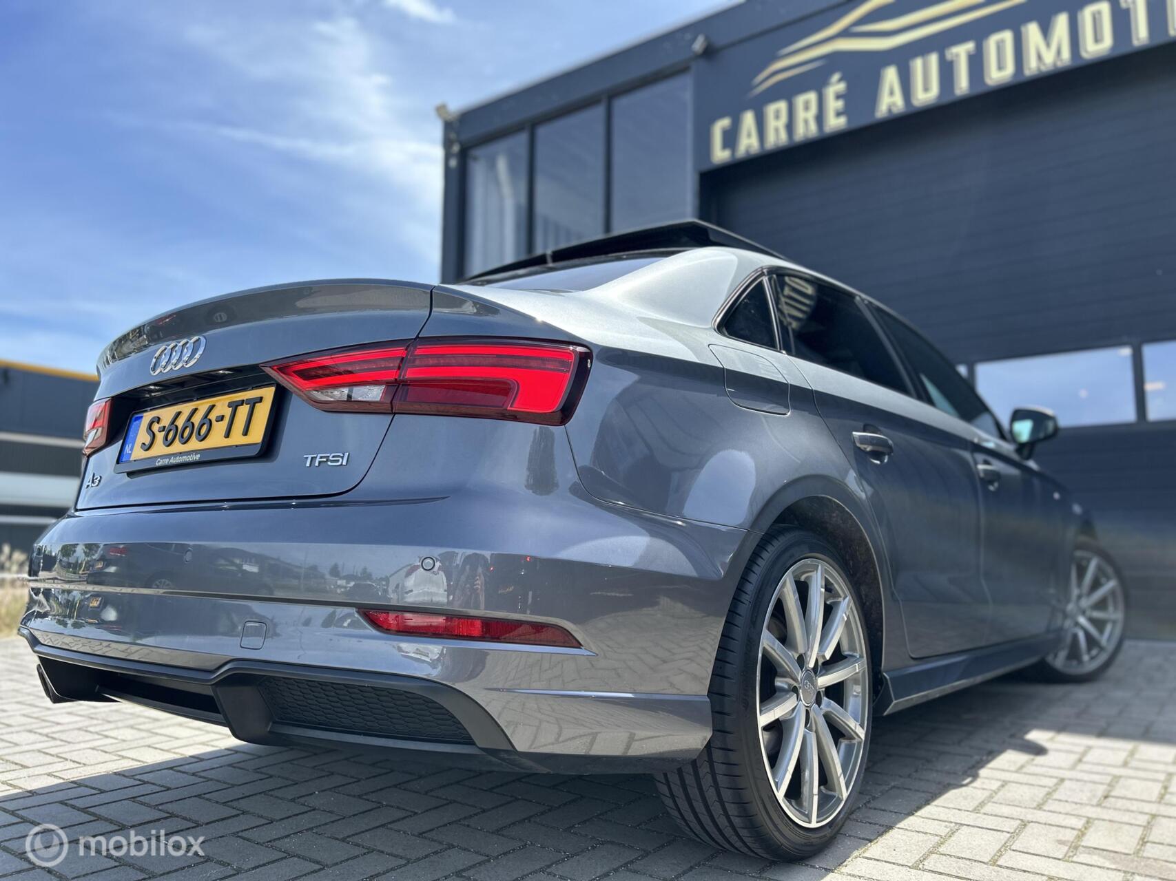 Foto van Audi A3 Limousine