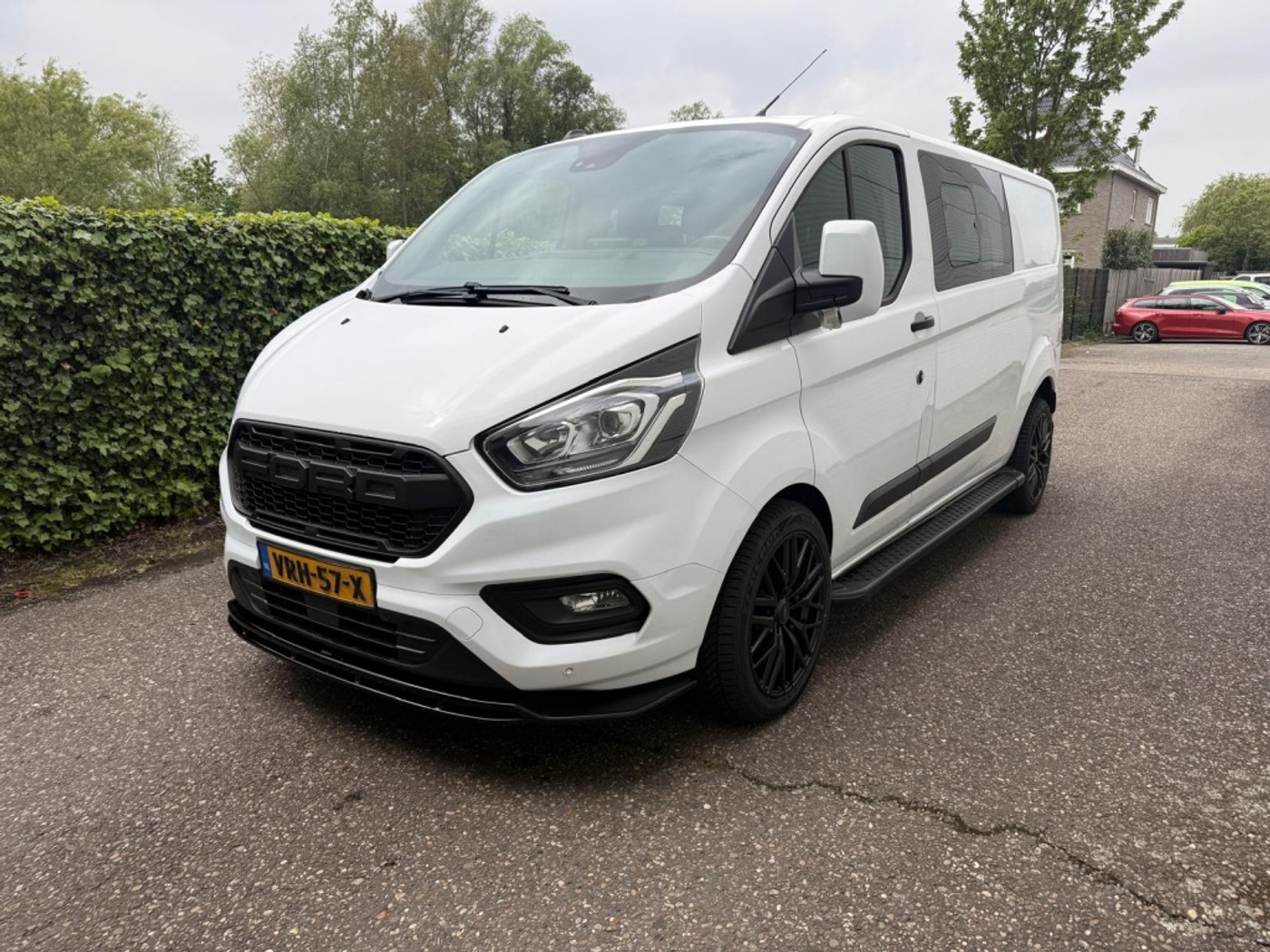 Ford Transit Custom 300 2.0 TDCI L2H1 Limited DC 2022 - voorkant