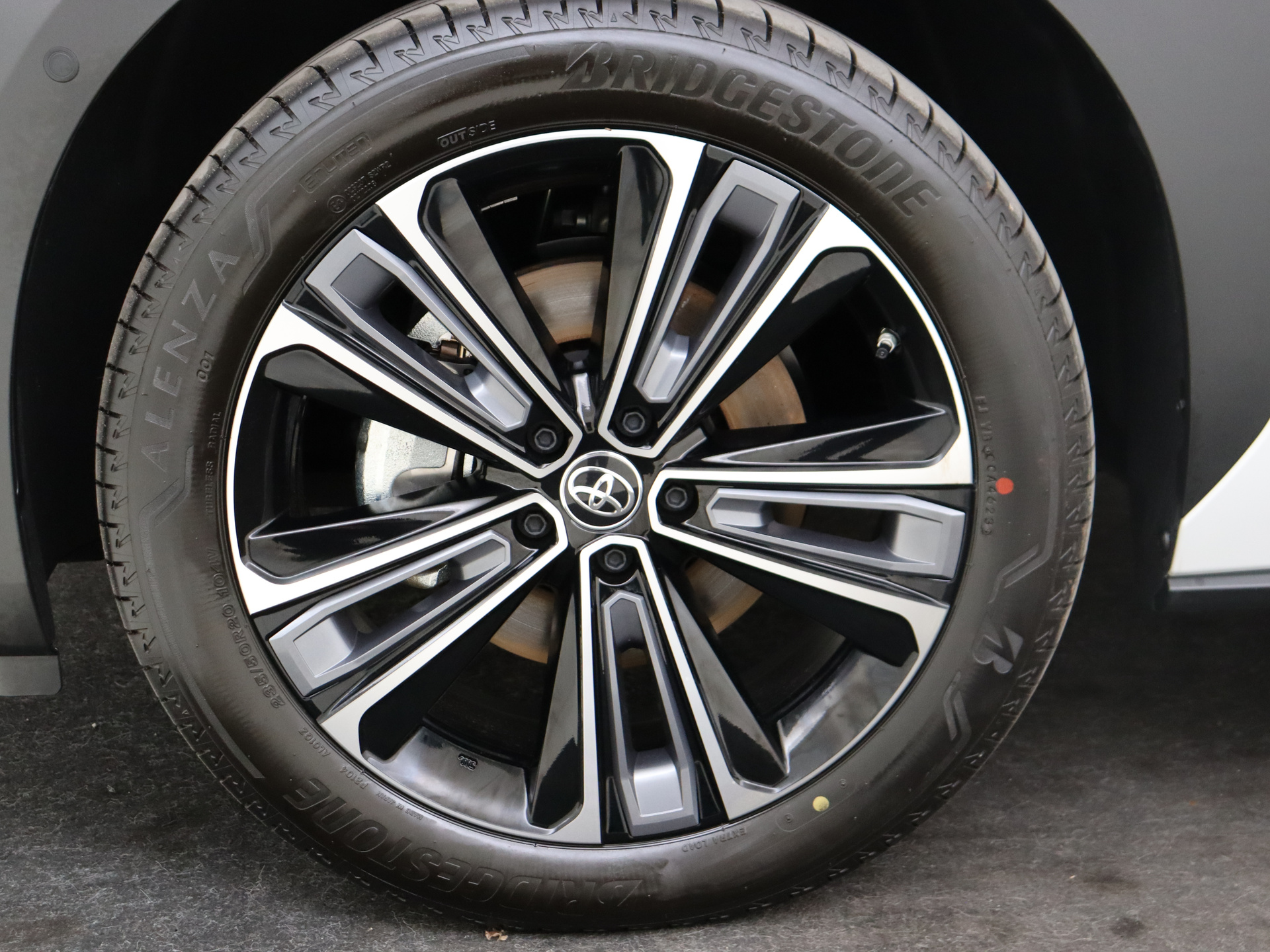 Foto van Toyota Toyota Bz4x