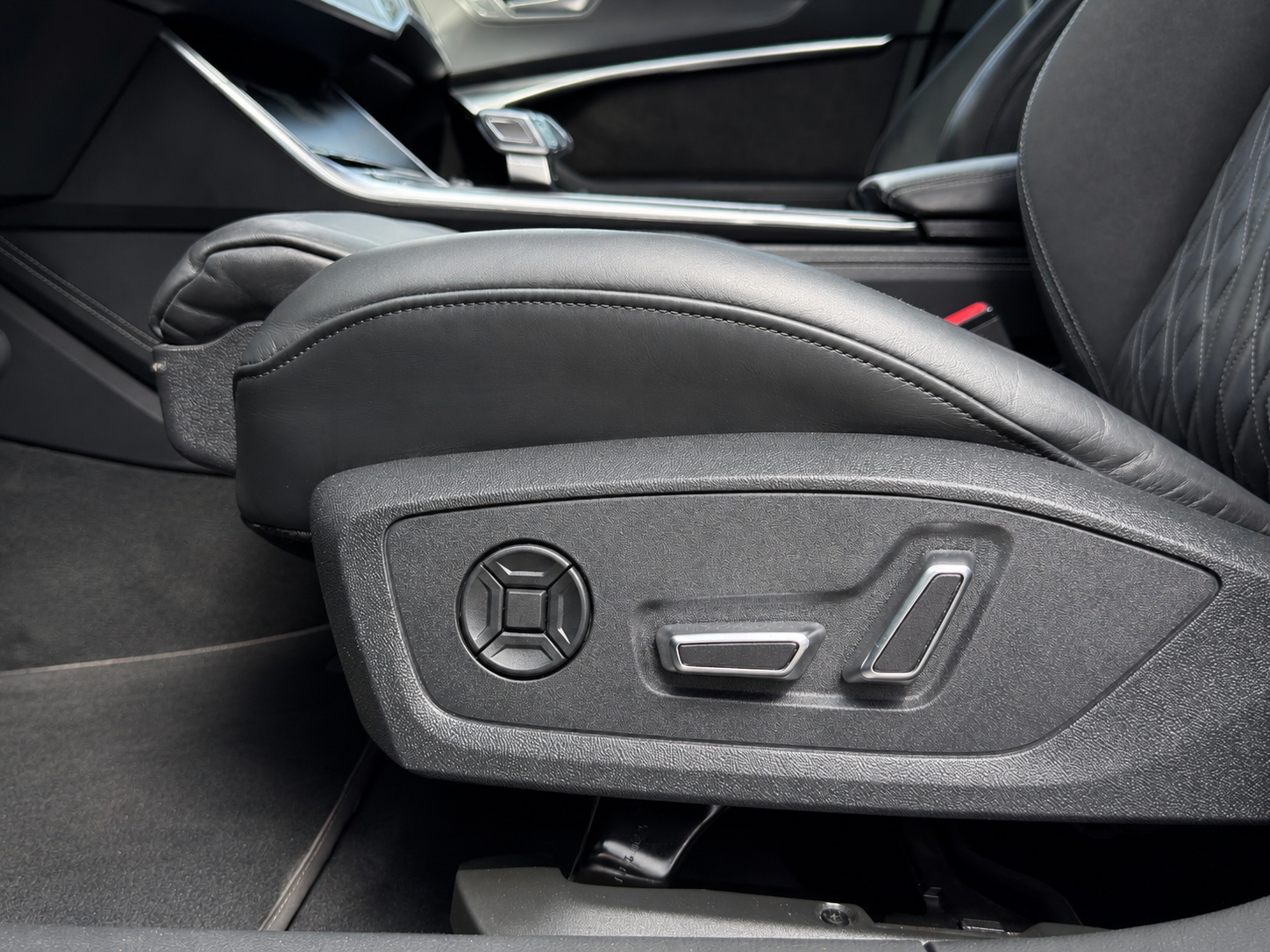 Foto van Audi A6 Avant 55 TFSI E