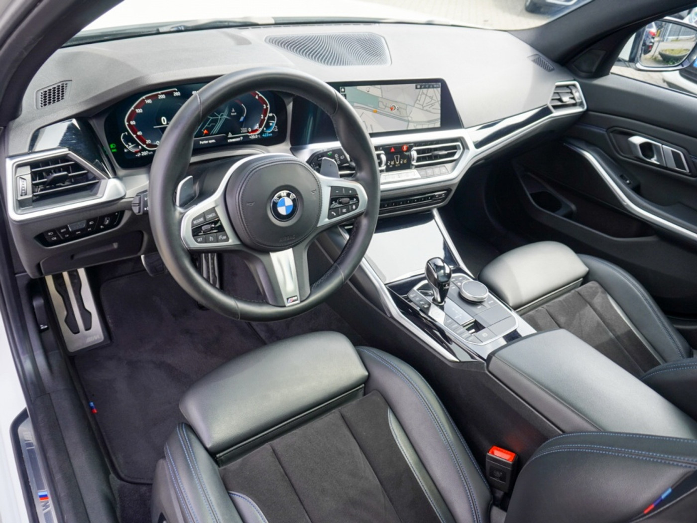 Foto van BMW 330e xDrive
