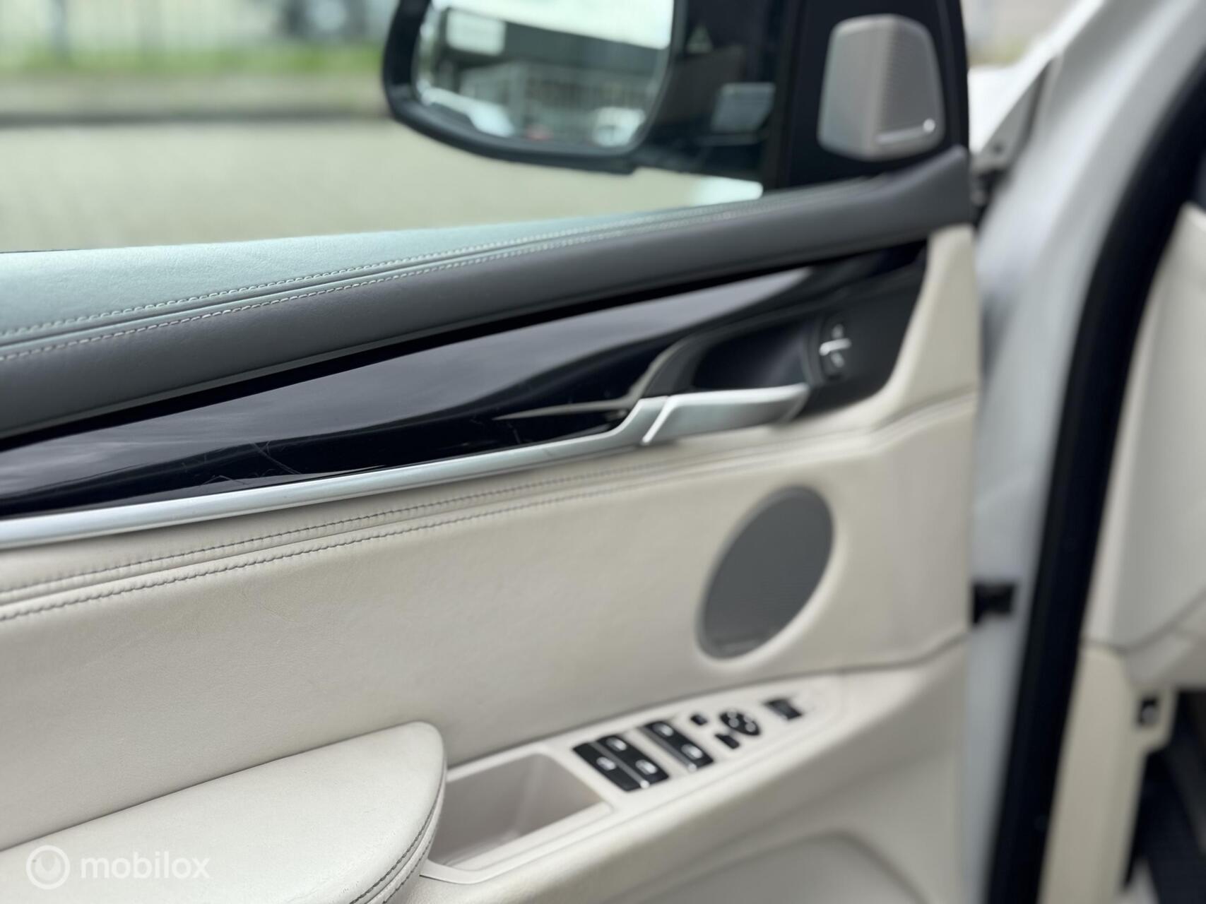 Foto van BMW X5 Xdrive40e