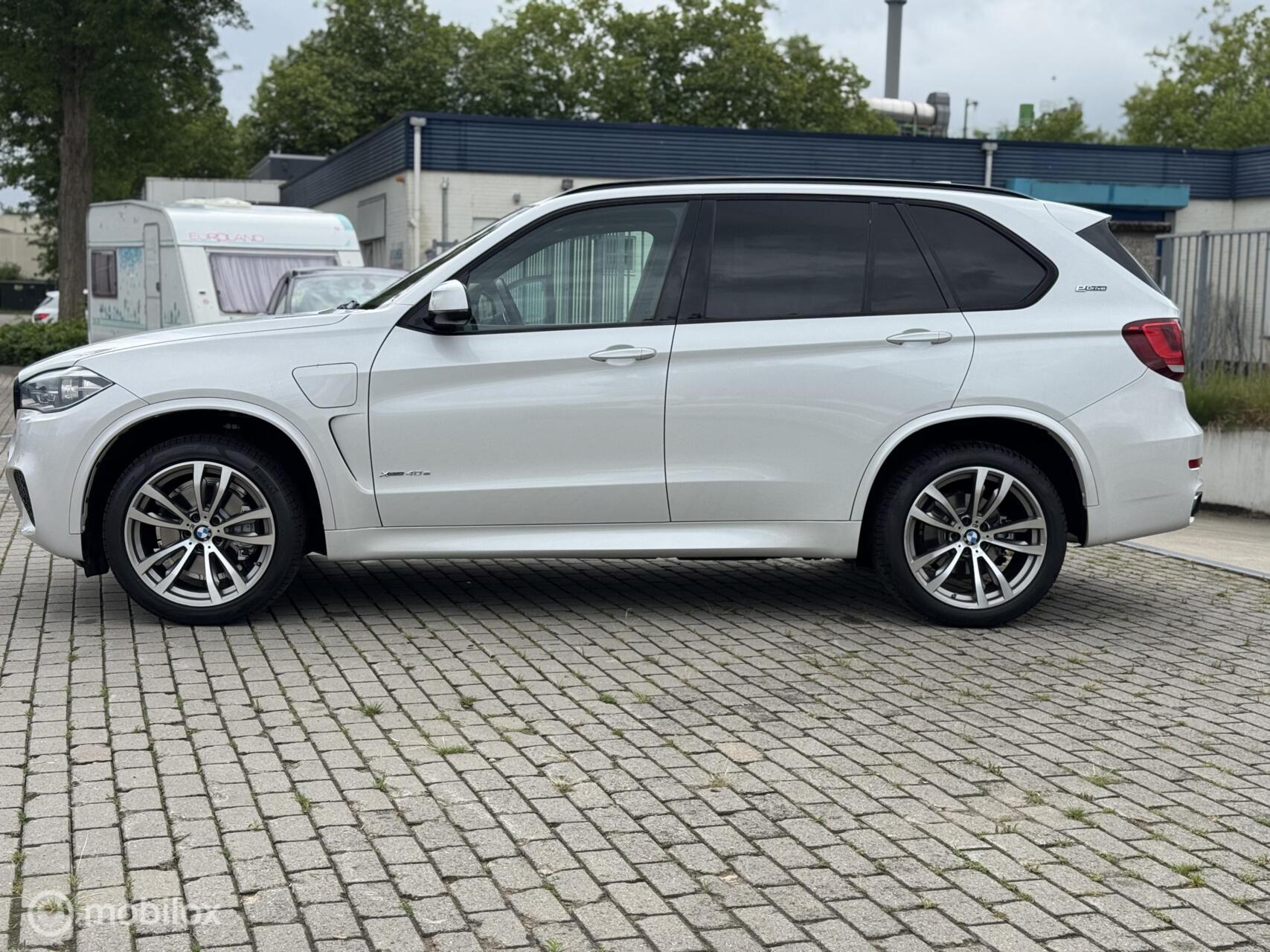 Foto van BMW X5 Xdrive40e
