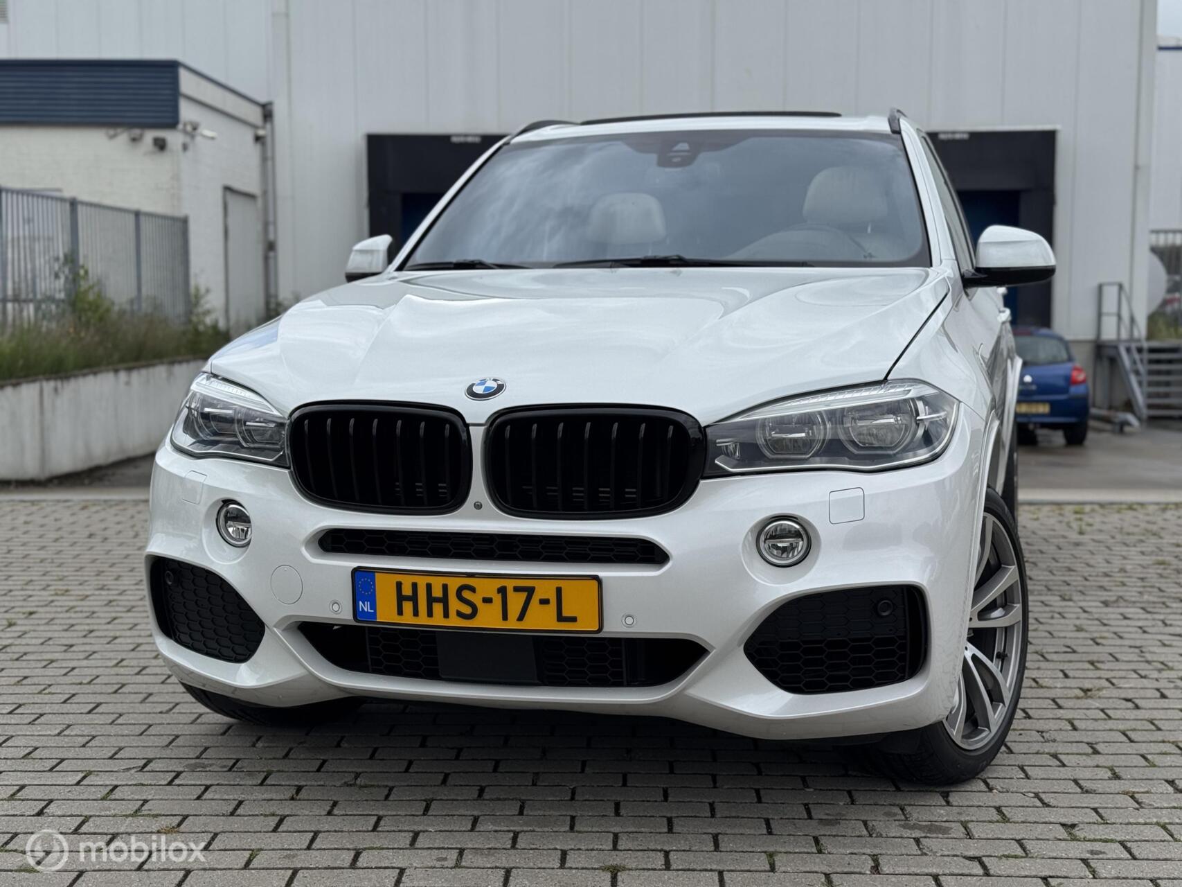 BMW X5 Xdrive40e xDrive40e iPerformance High Executive 3 X TV , VOLL ! 2016 - voorkant