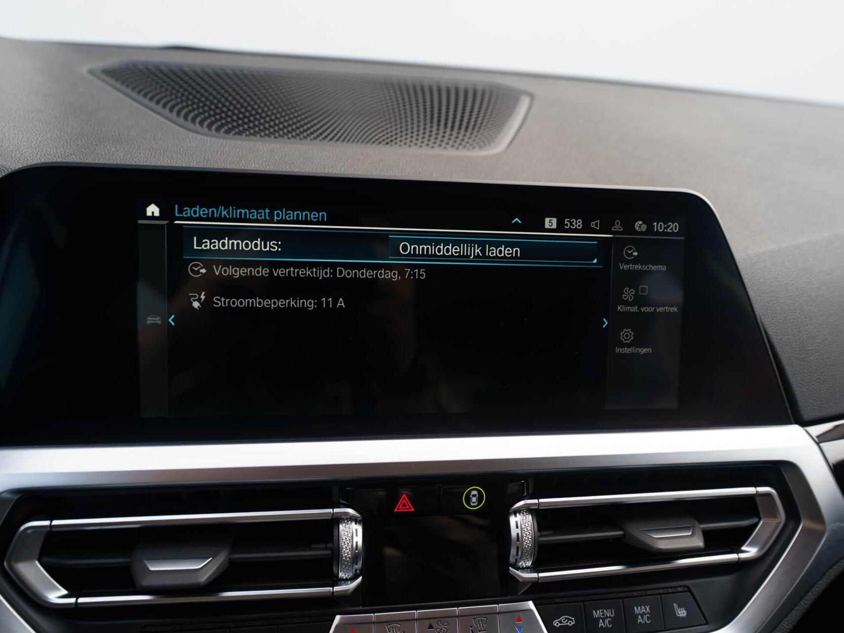Foto van BMW 330e