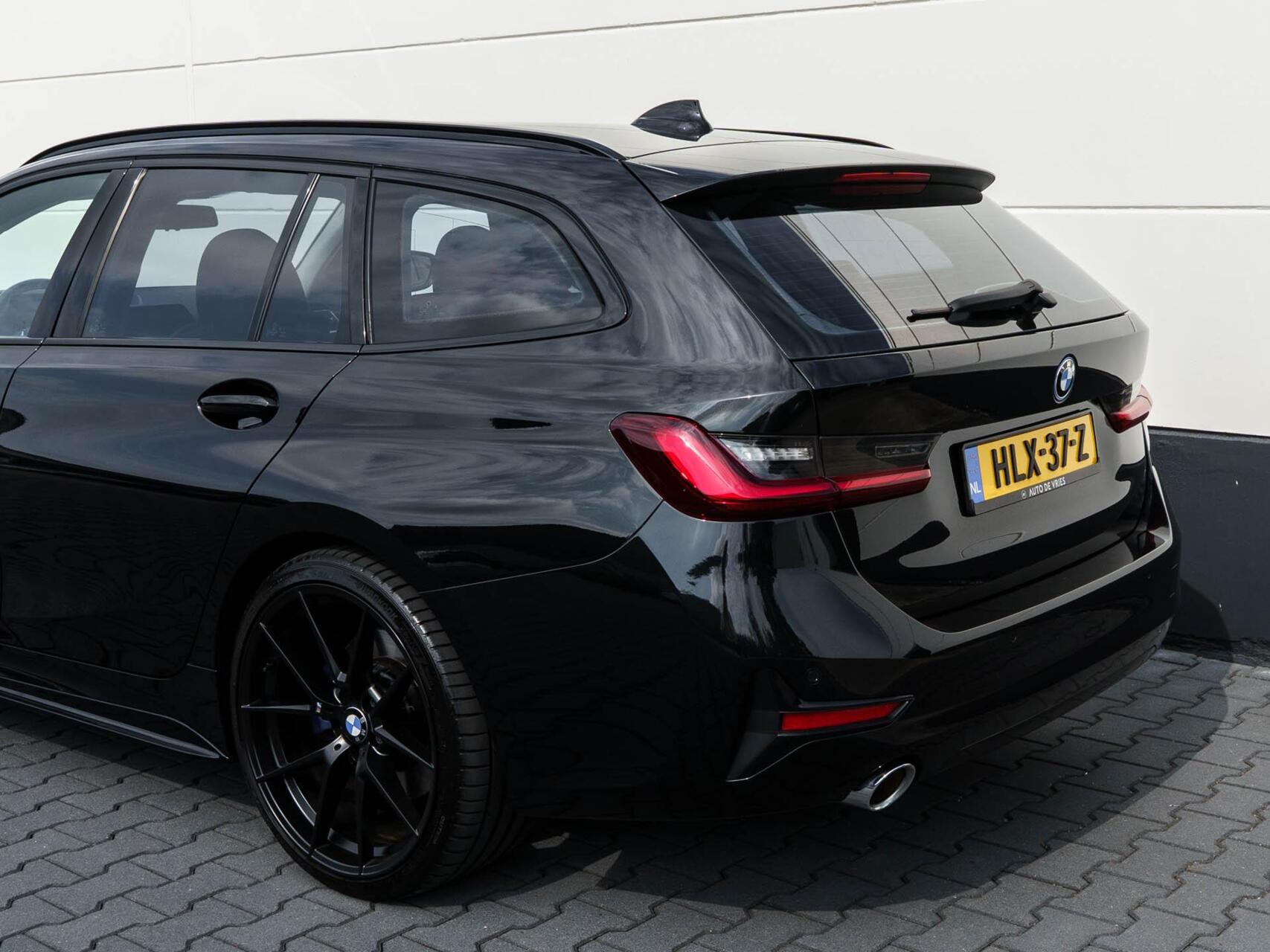 Foto van BMW 330e