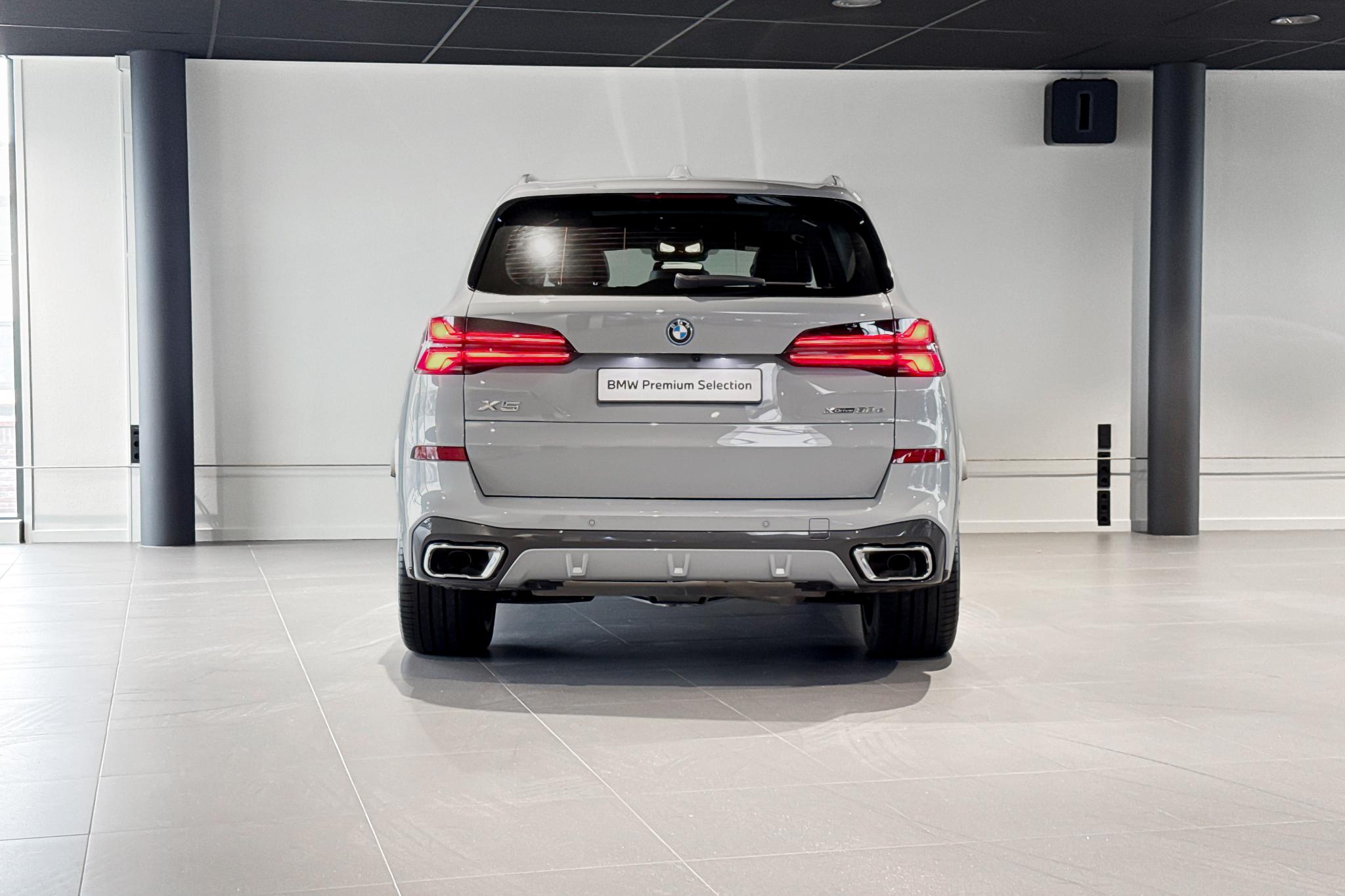 Foto van BMW X5 Xdrive50e