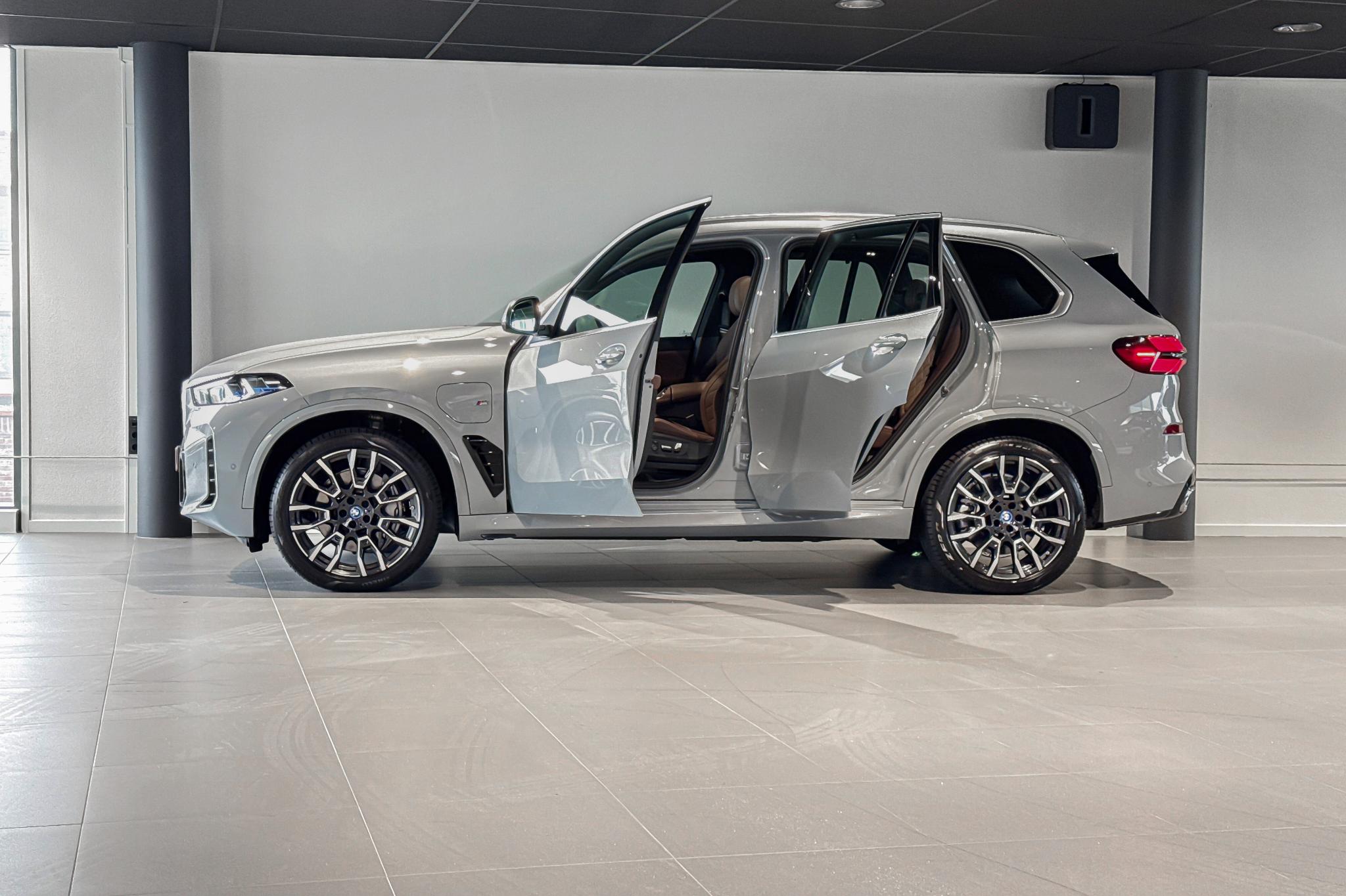 Foto van BMW X5 Xdrive50e