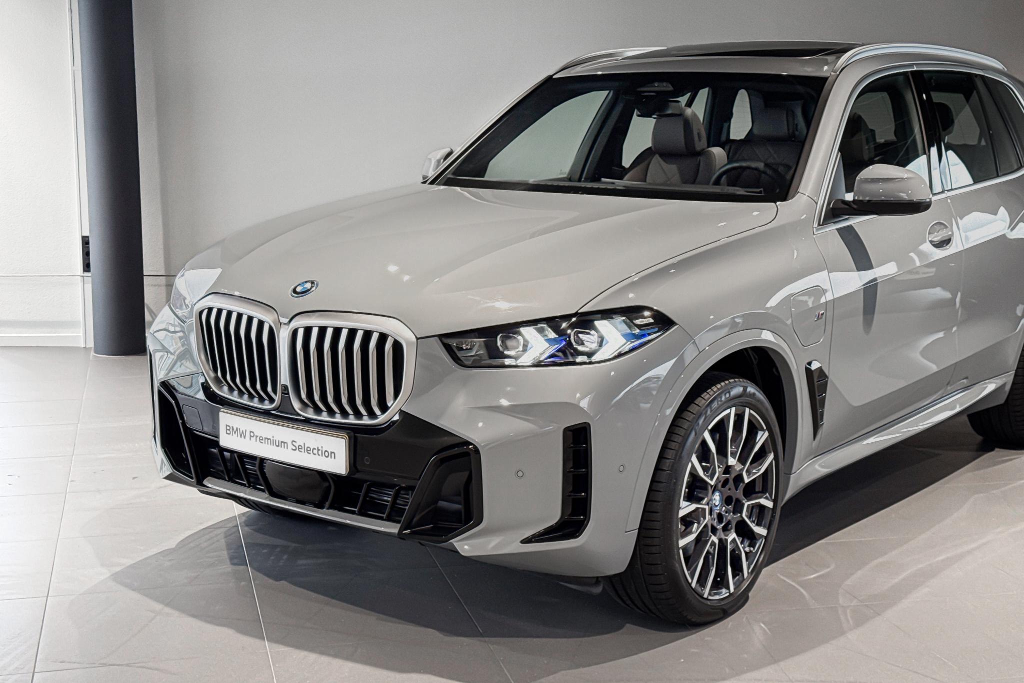 Foto van BMW X5 Xdrive50e