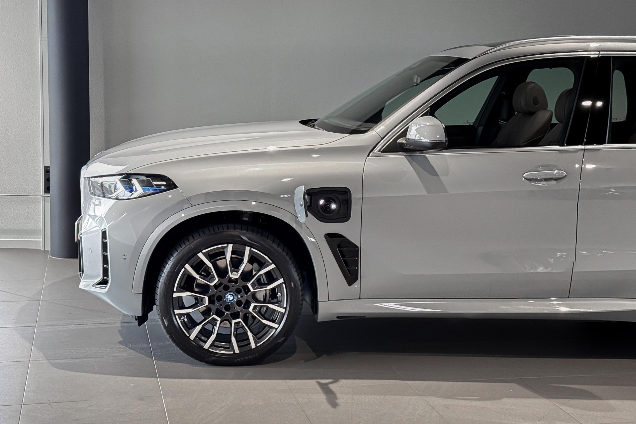 Foto van BMW X5 Xdrive50e