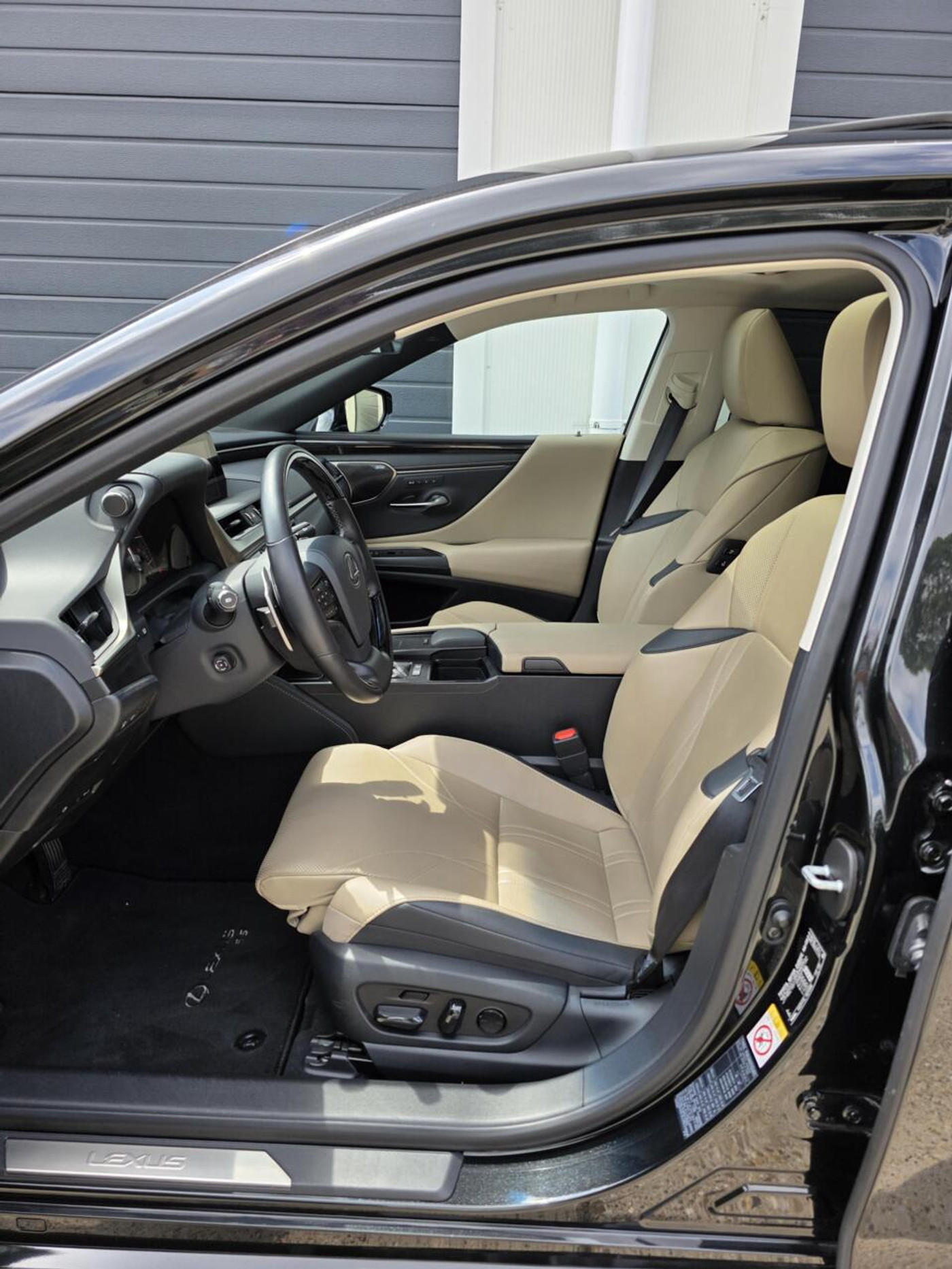 Foto van Lexus Lexus Es300h