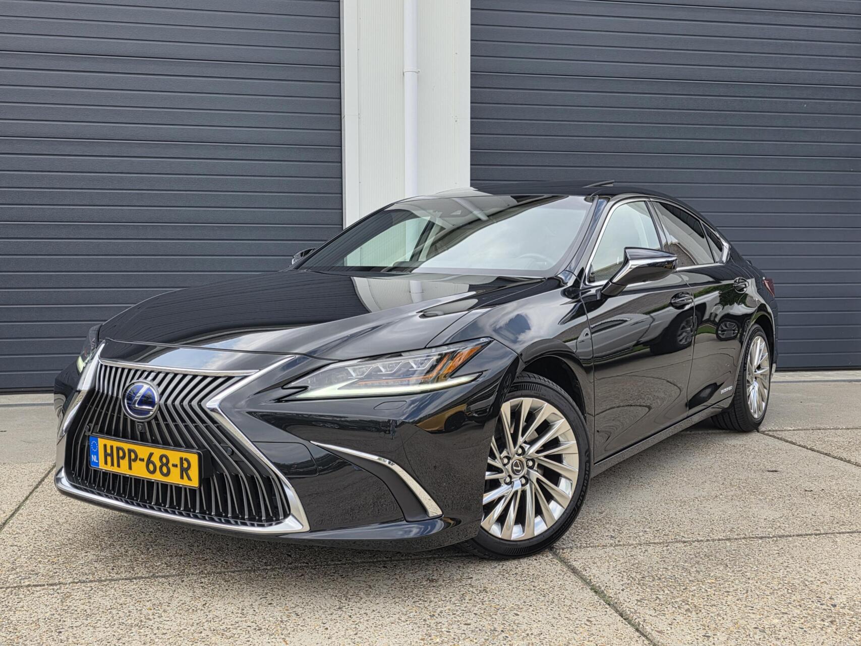 Foto van Lexus Lexus Es300h