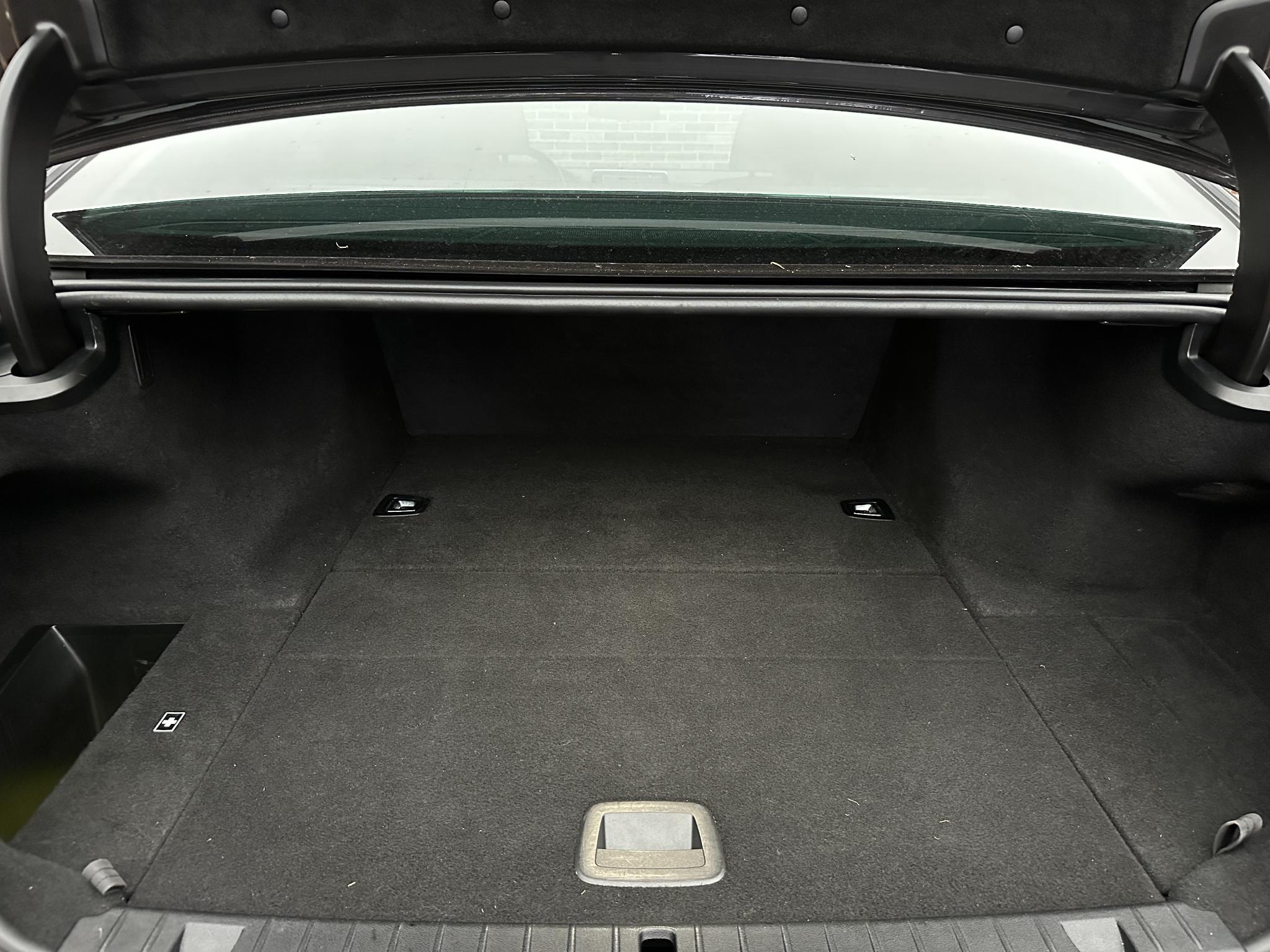 Foto van BMW 745e