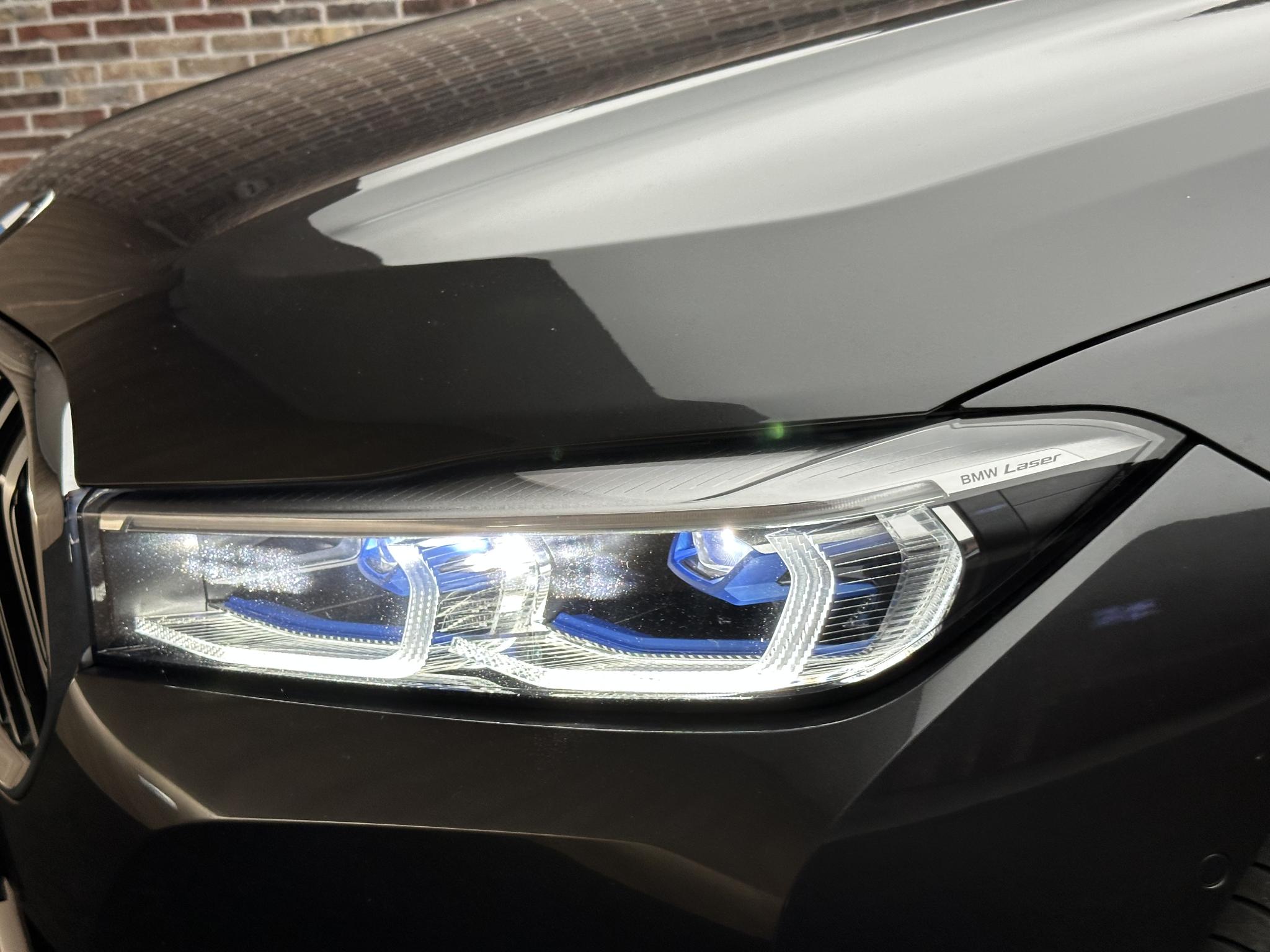 Foto van BMW 745e