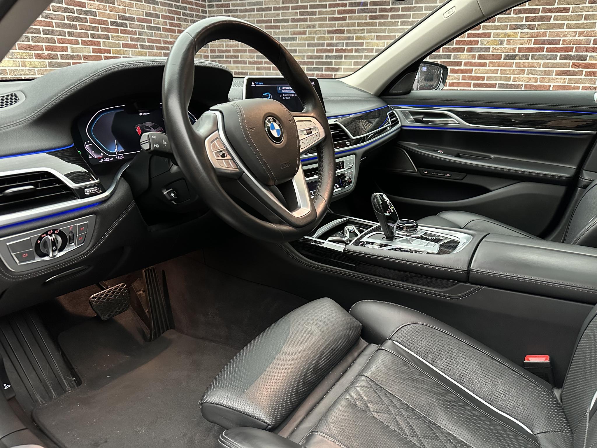 Foto van BMW 745e