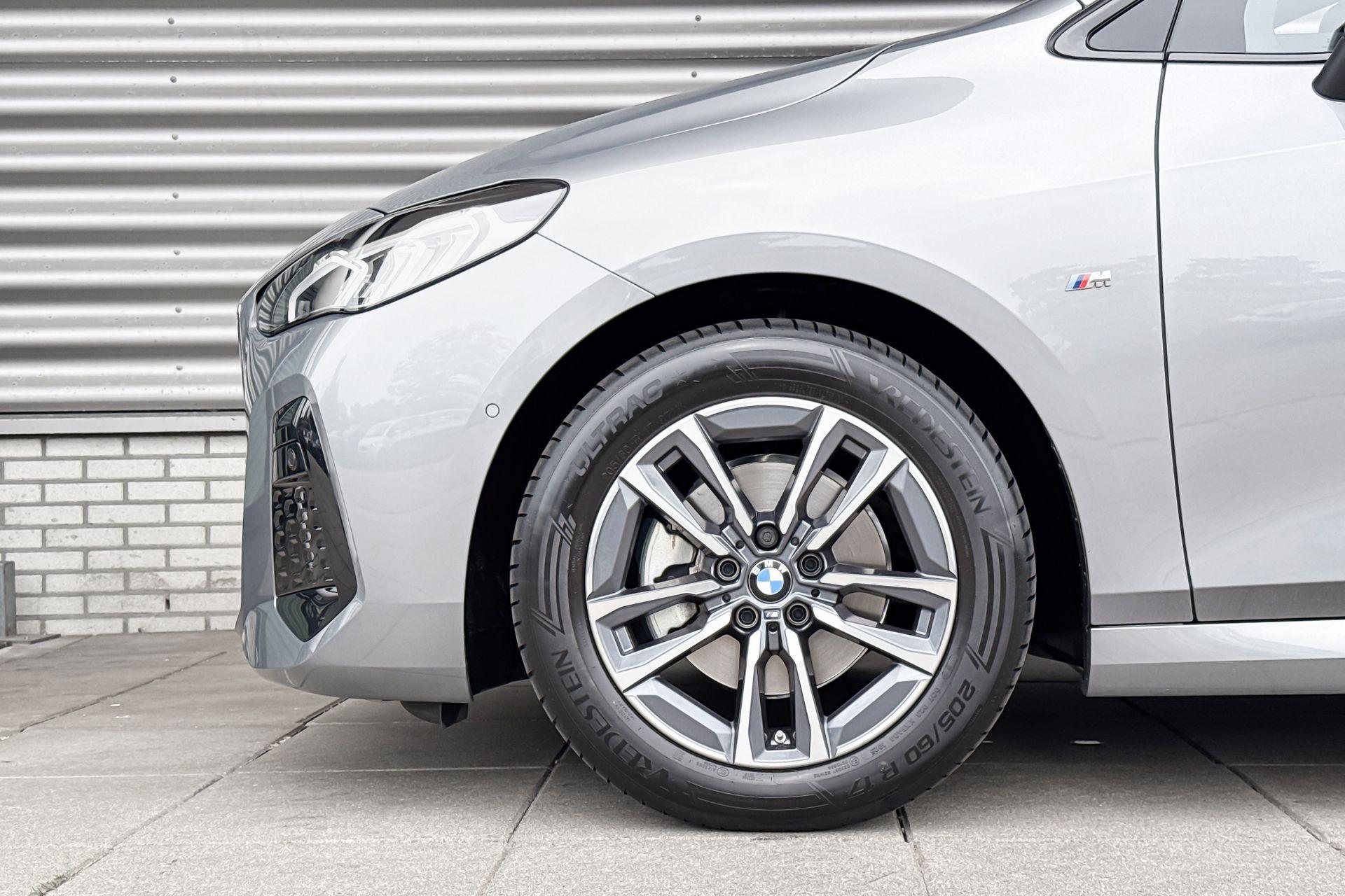 Foto van BMW 220i Active Tourer