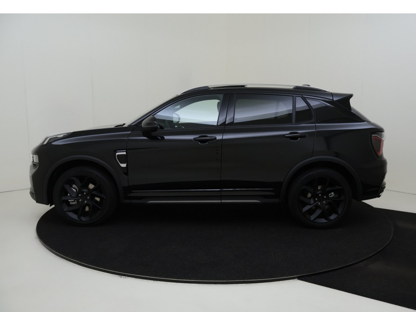 Foto van Lynk&co LYNK & Co 01