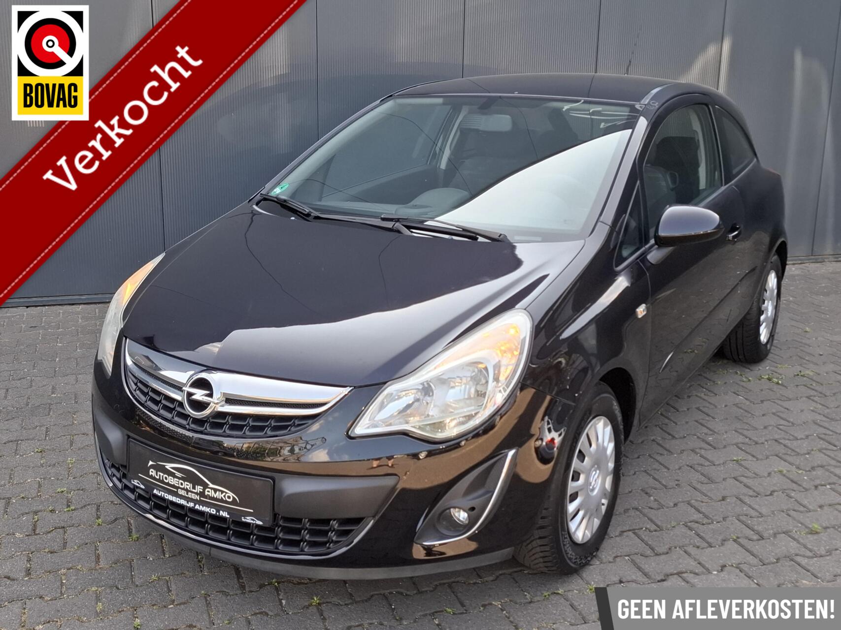 Opel Corsa 1.4-16V Color Edition AUTOMAAT / CRUISE / CLIMAT. 2011 - voorkant