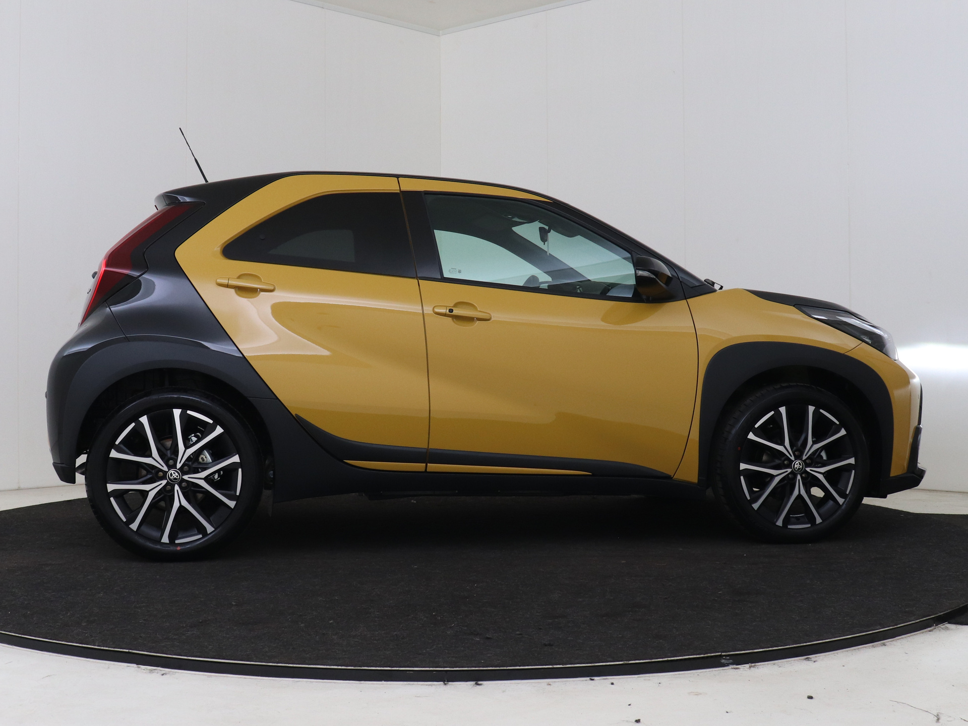 Foto van Toyota Aygo X