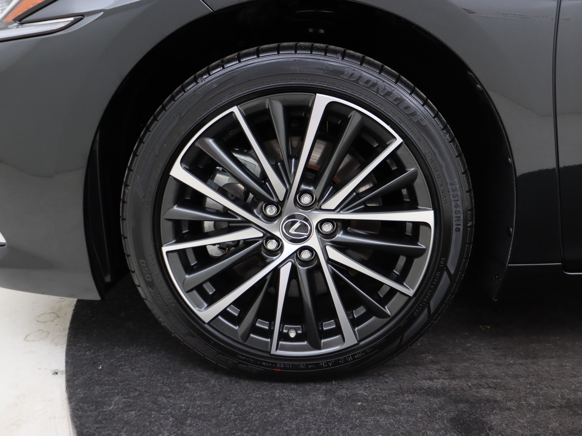 Foto van Lexus Lexus Es300h