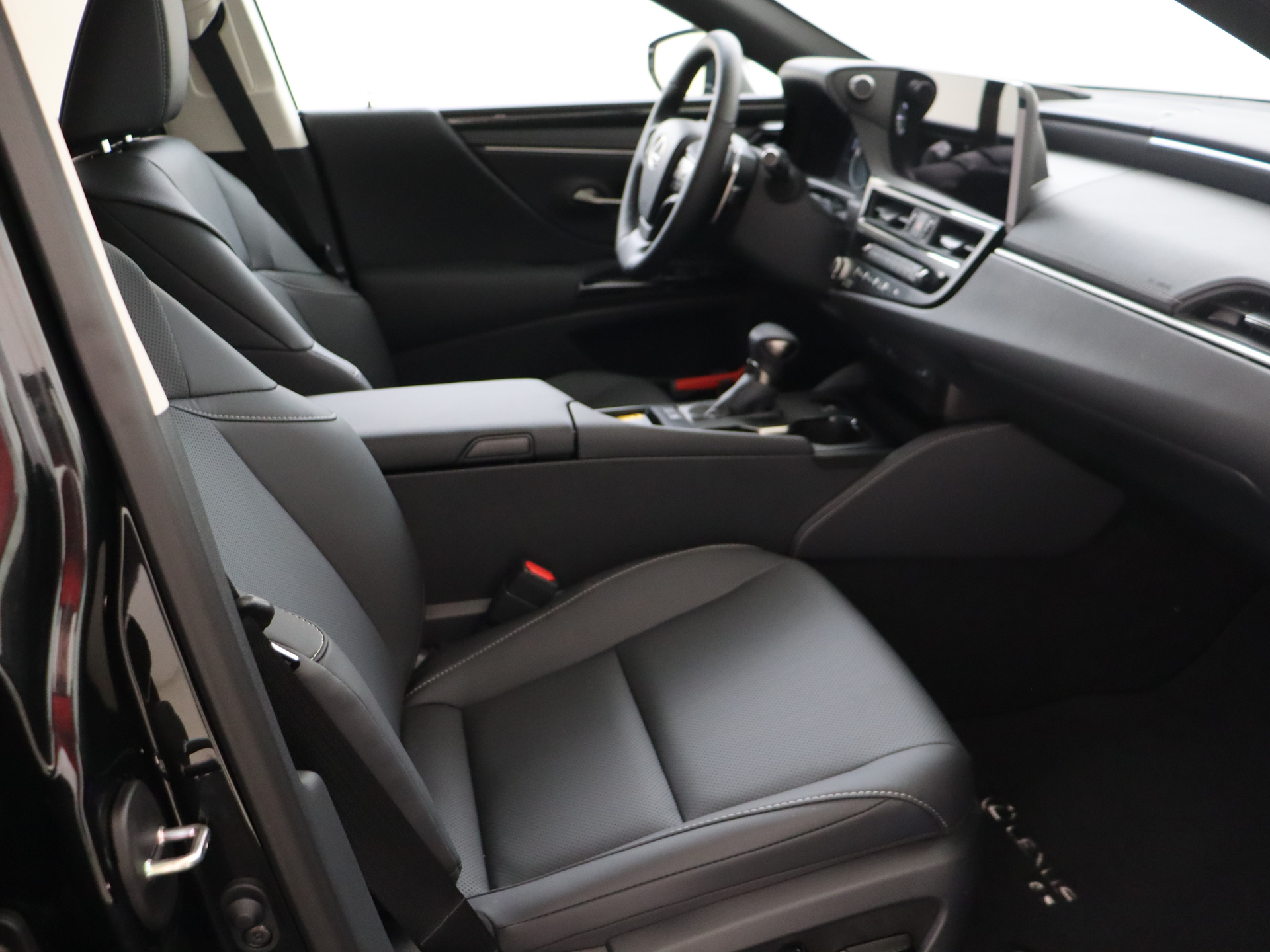 Foto van Lexus Lexus Es300h