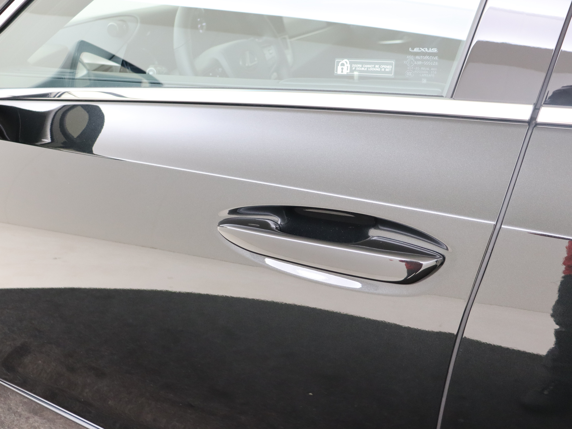 Foto van Lexus Lexus Es300h