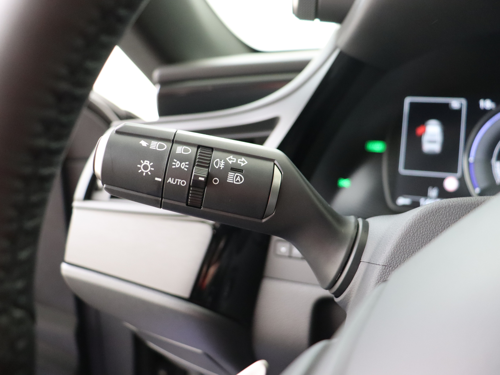 Foto van Lexus Lexus Es300h
