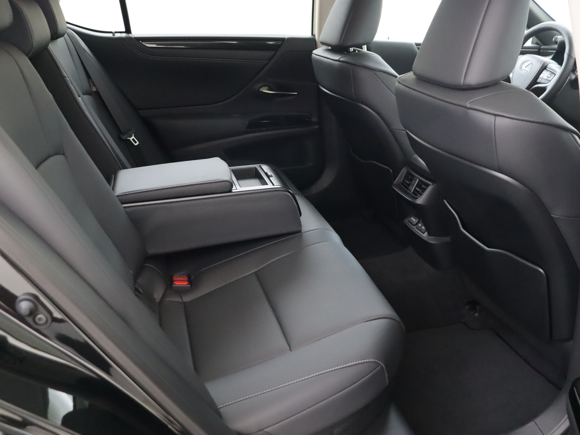 Foto van Lexus Lexus Es300h