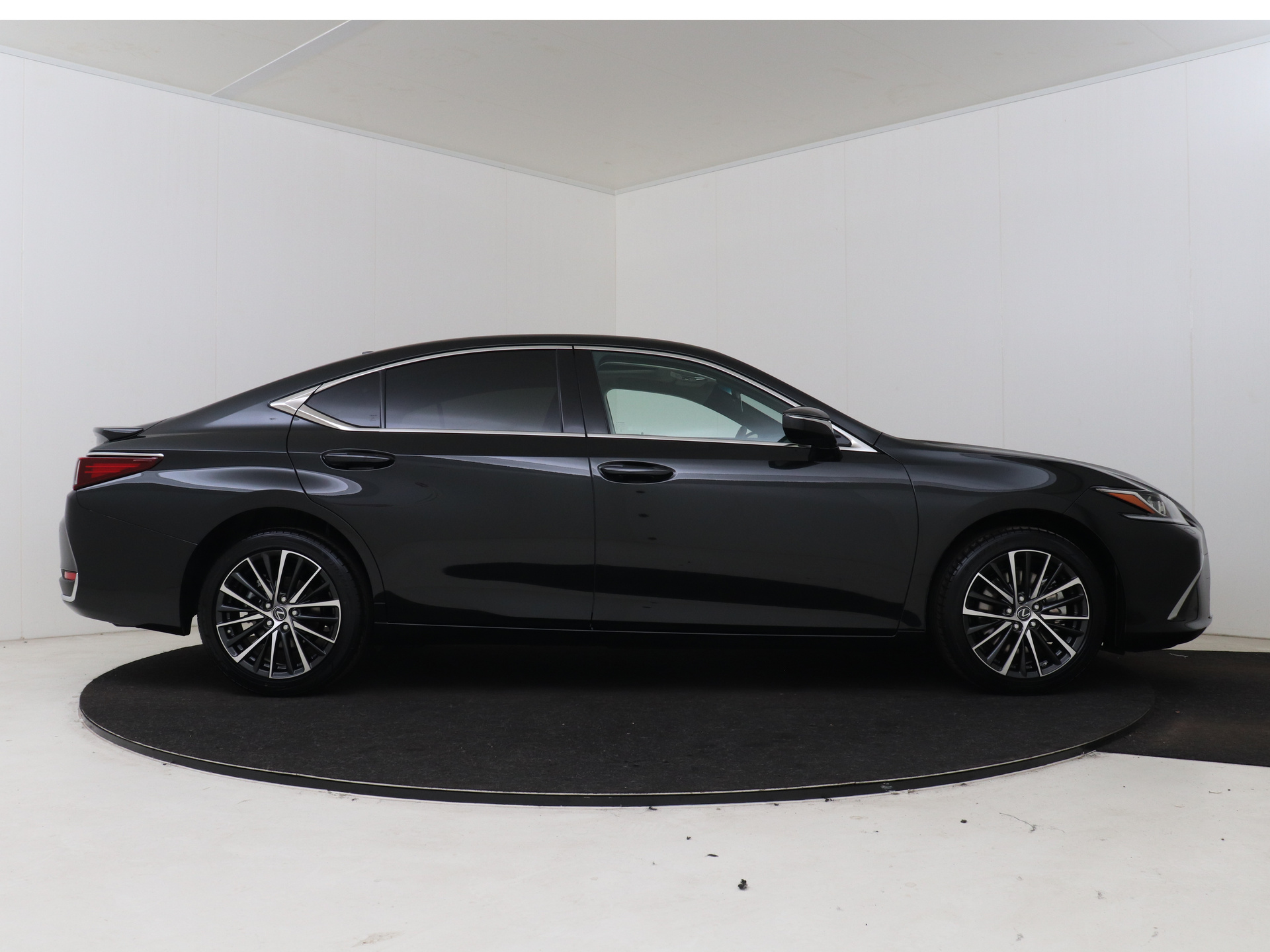 Foto van Lexus Lexus Es300h