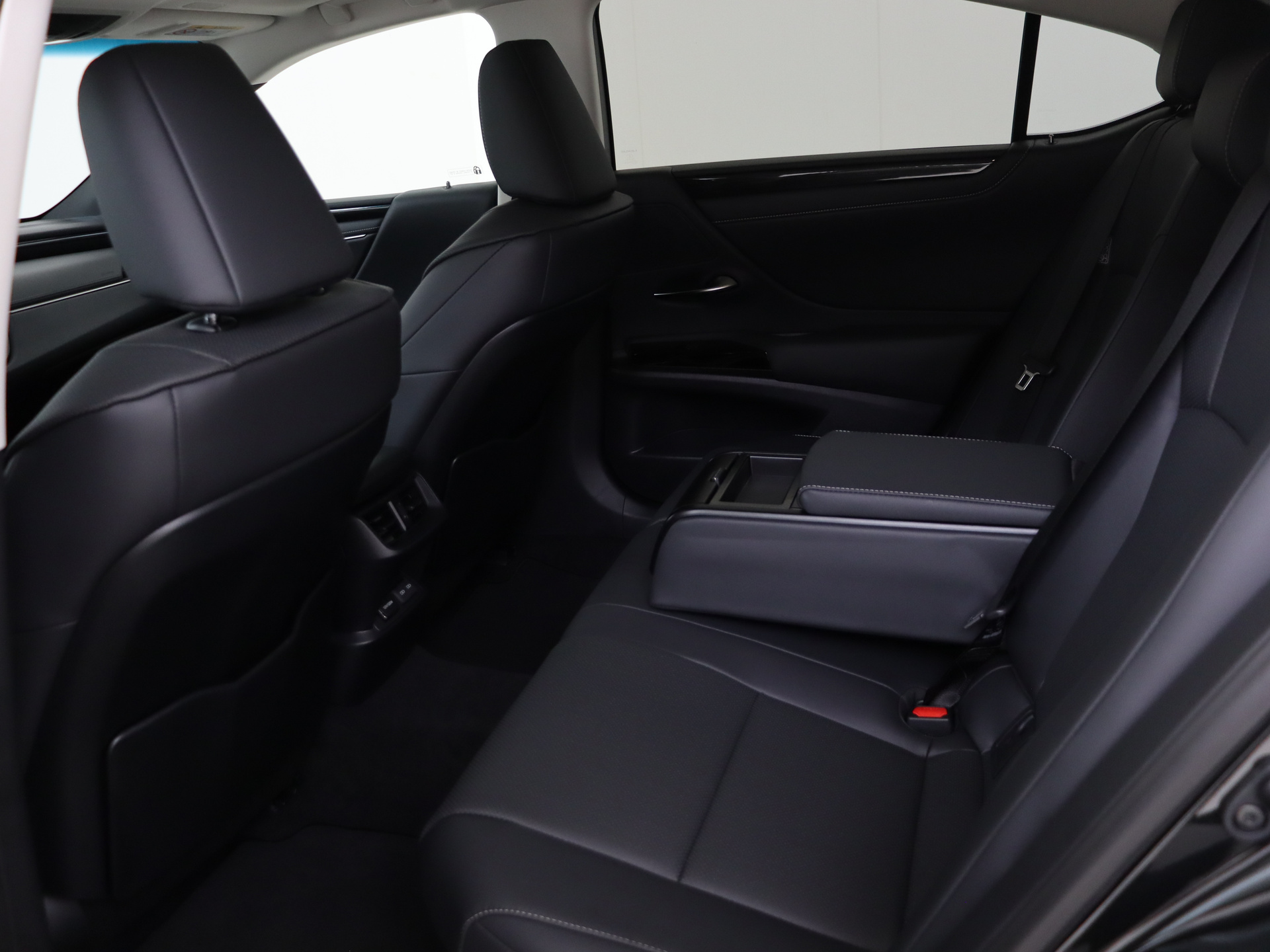 Foto van Lexus Lexus Es300h