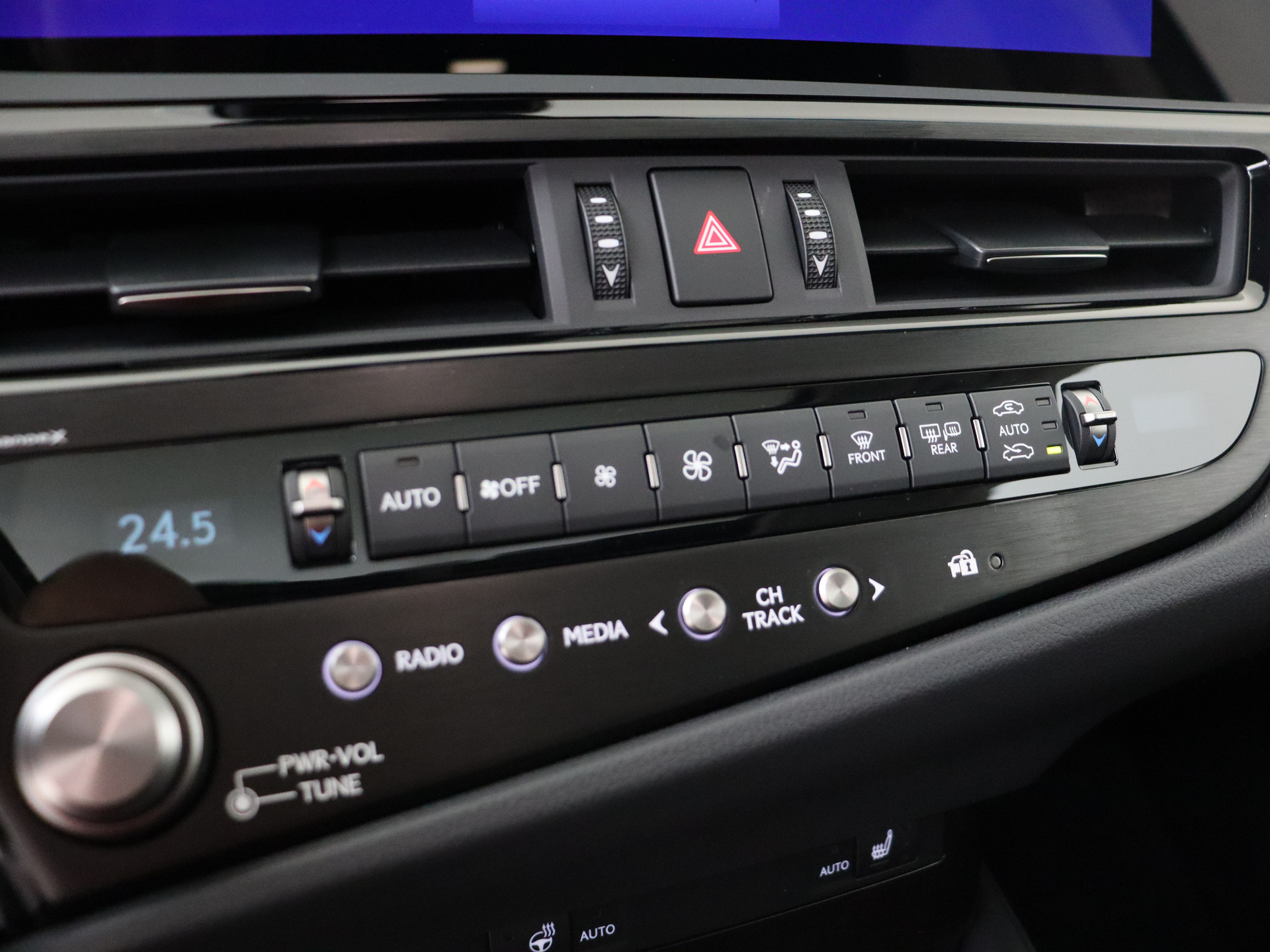 Foto van Lexus Lexus Es300h