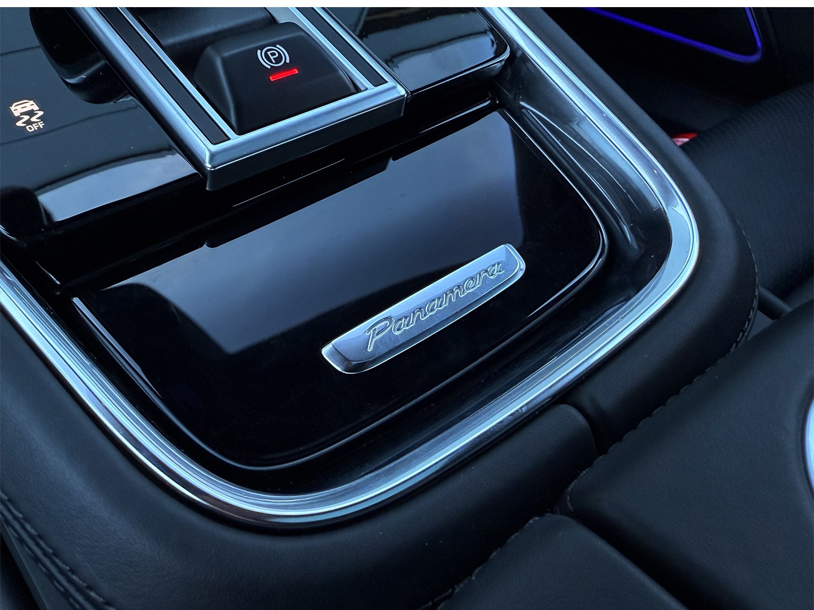 Foto van Porsche Panamera 4s E-hybrid