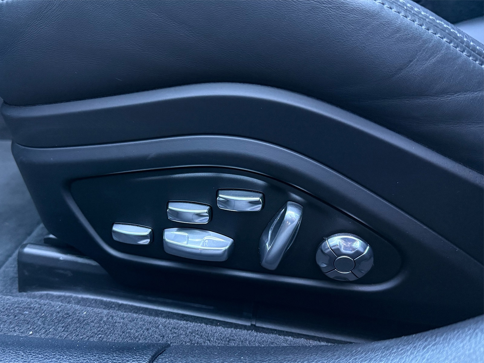 Foto van Porsche Panamera 4s E-hybrid