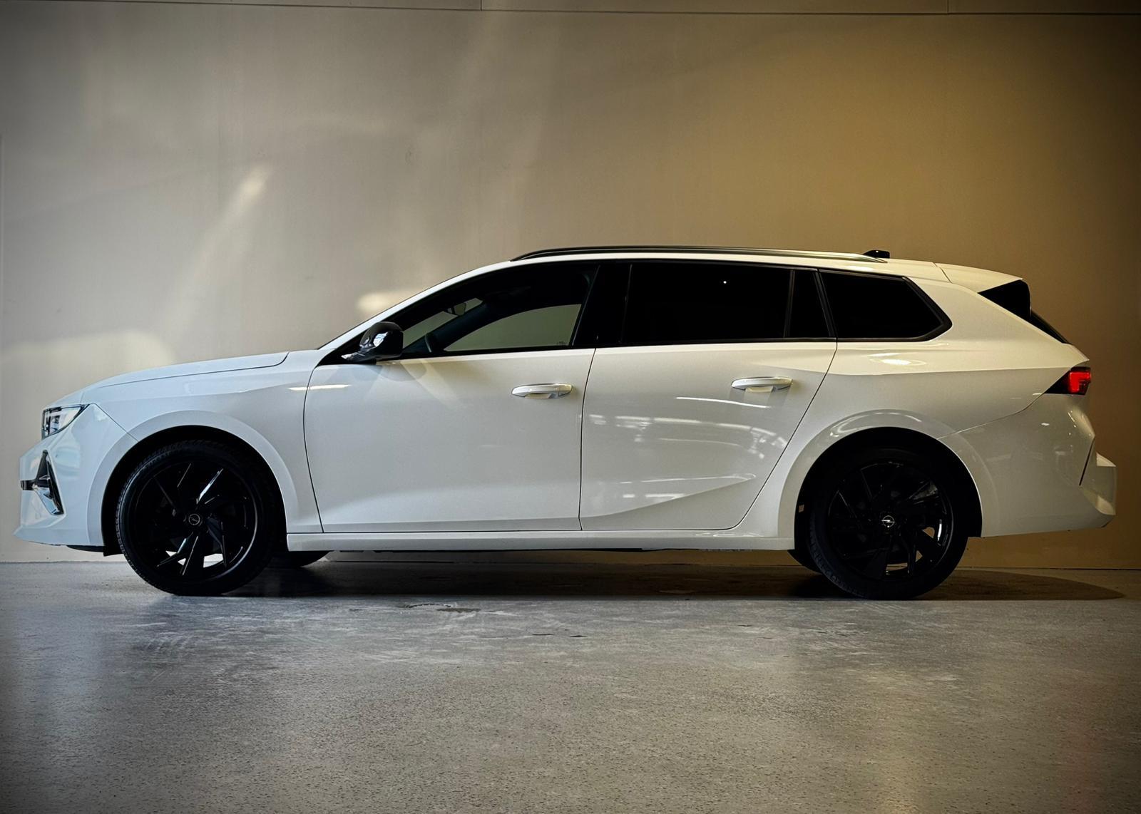Foto van Opel Astra Sports Tourer