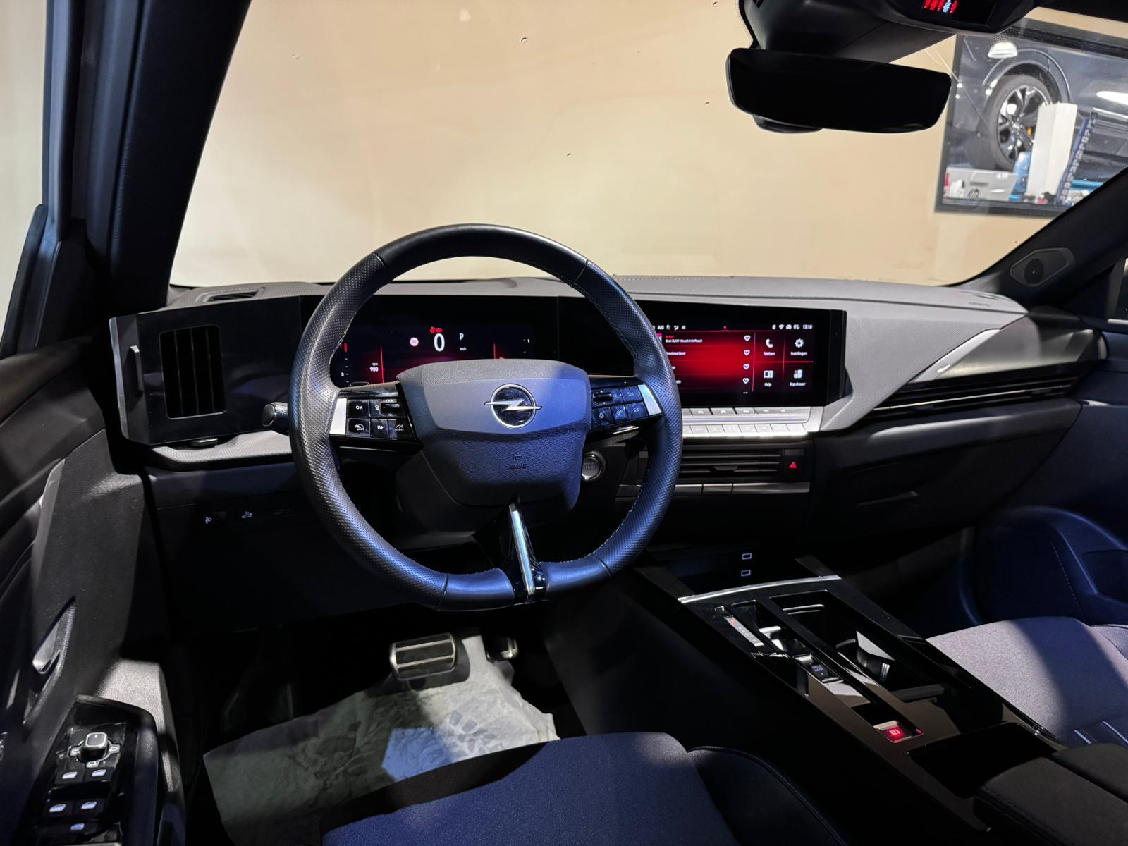 Foto van Opel Astra Sports Tourer