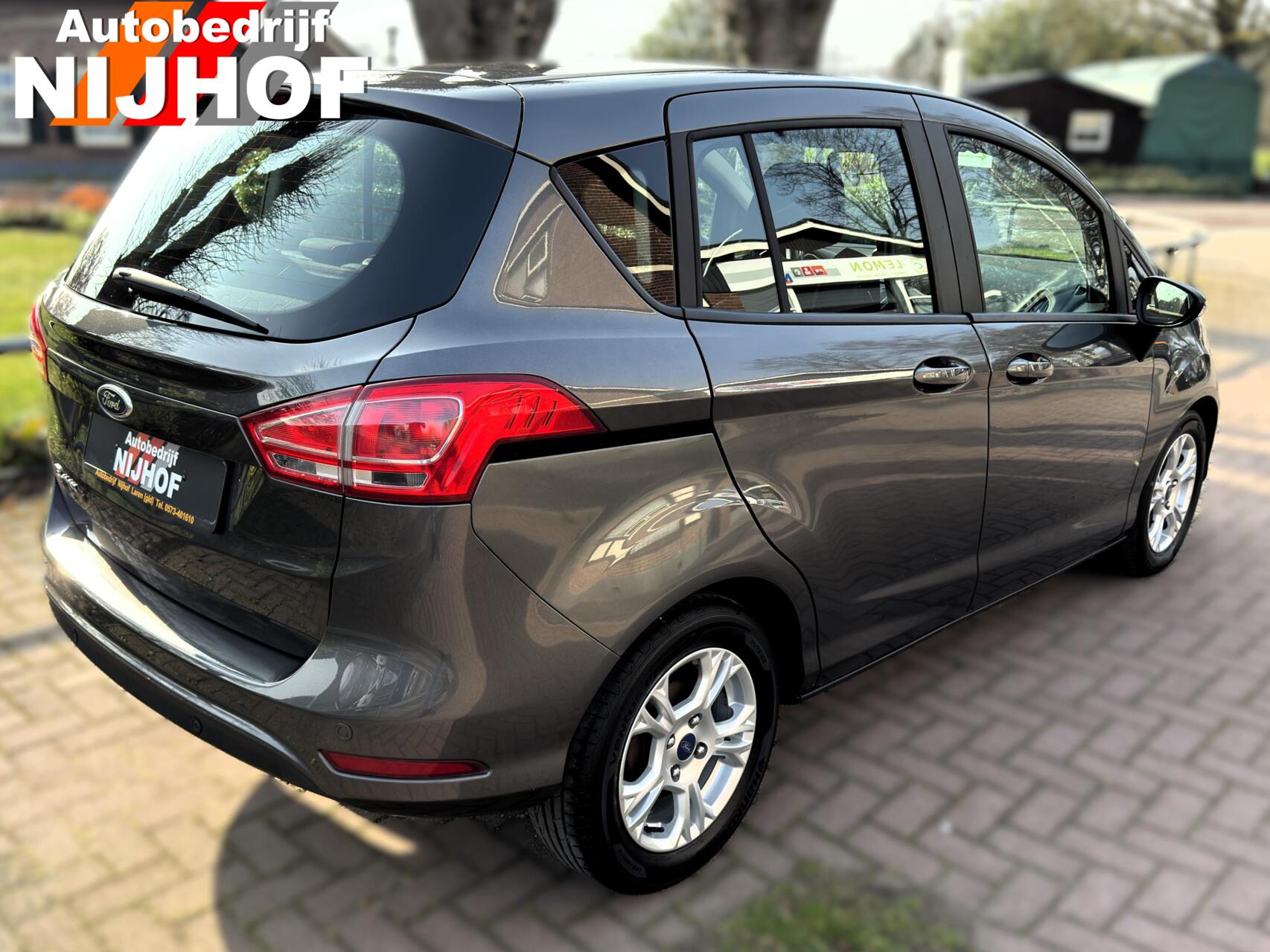 Foto van Ford B-max
