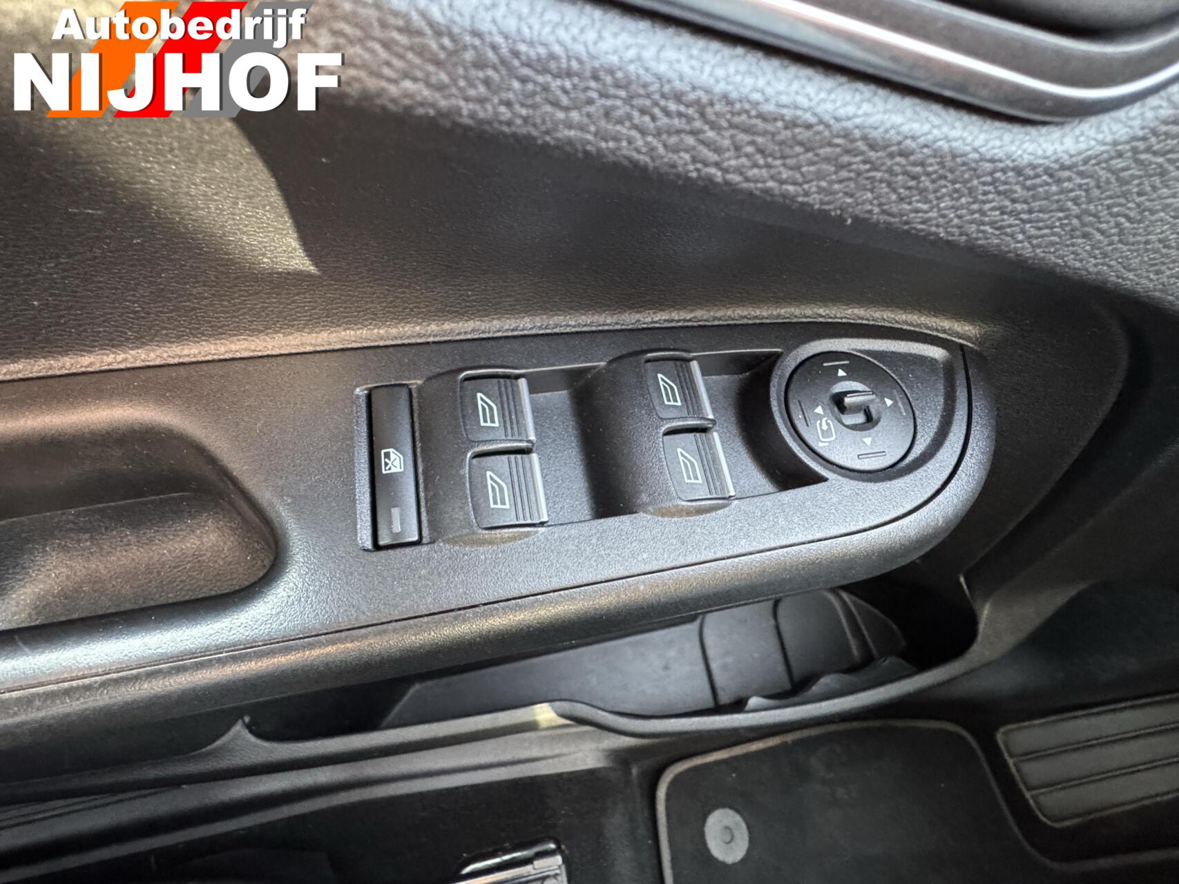 Foto van Ford B-max