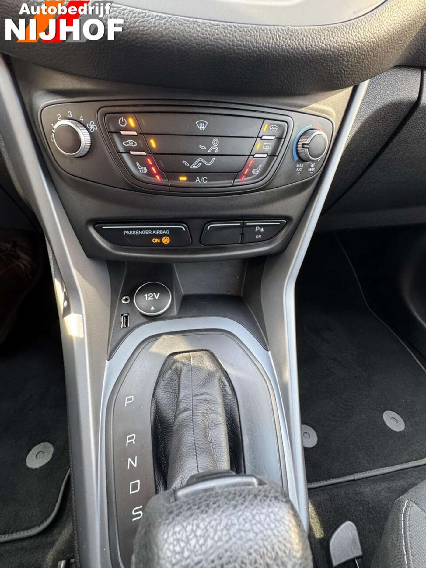 Foto van Ford B-max