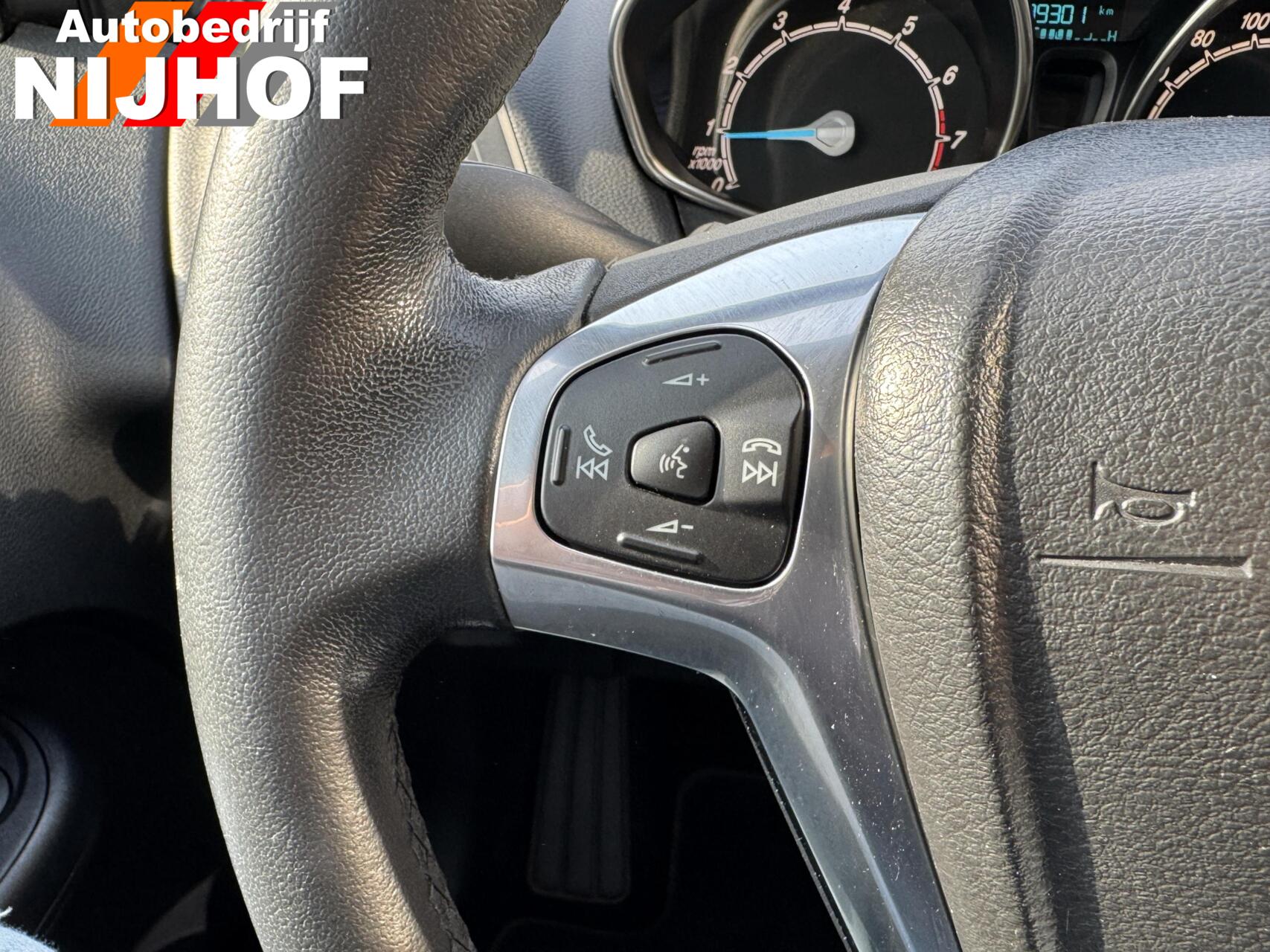 Foto van Ford B-max