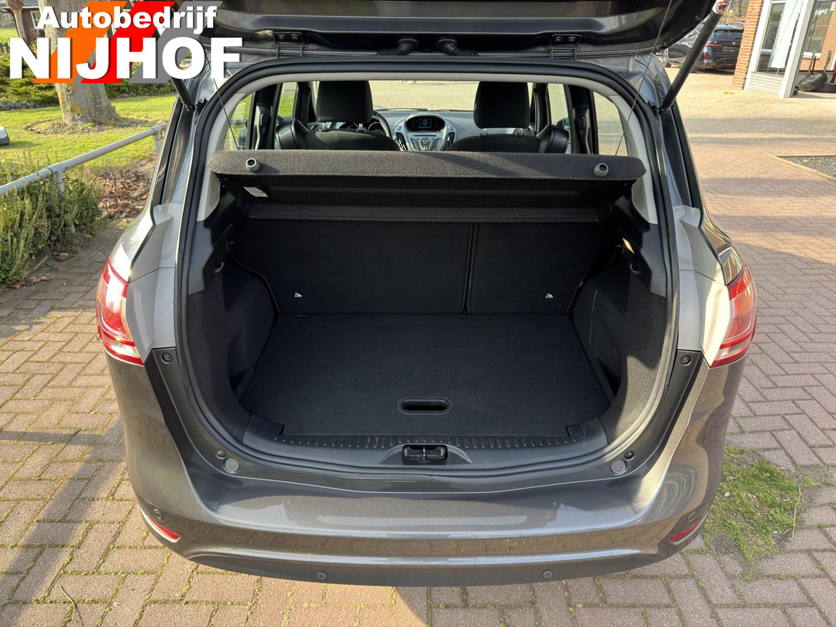 Foto van Ford B-max