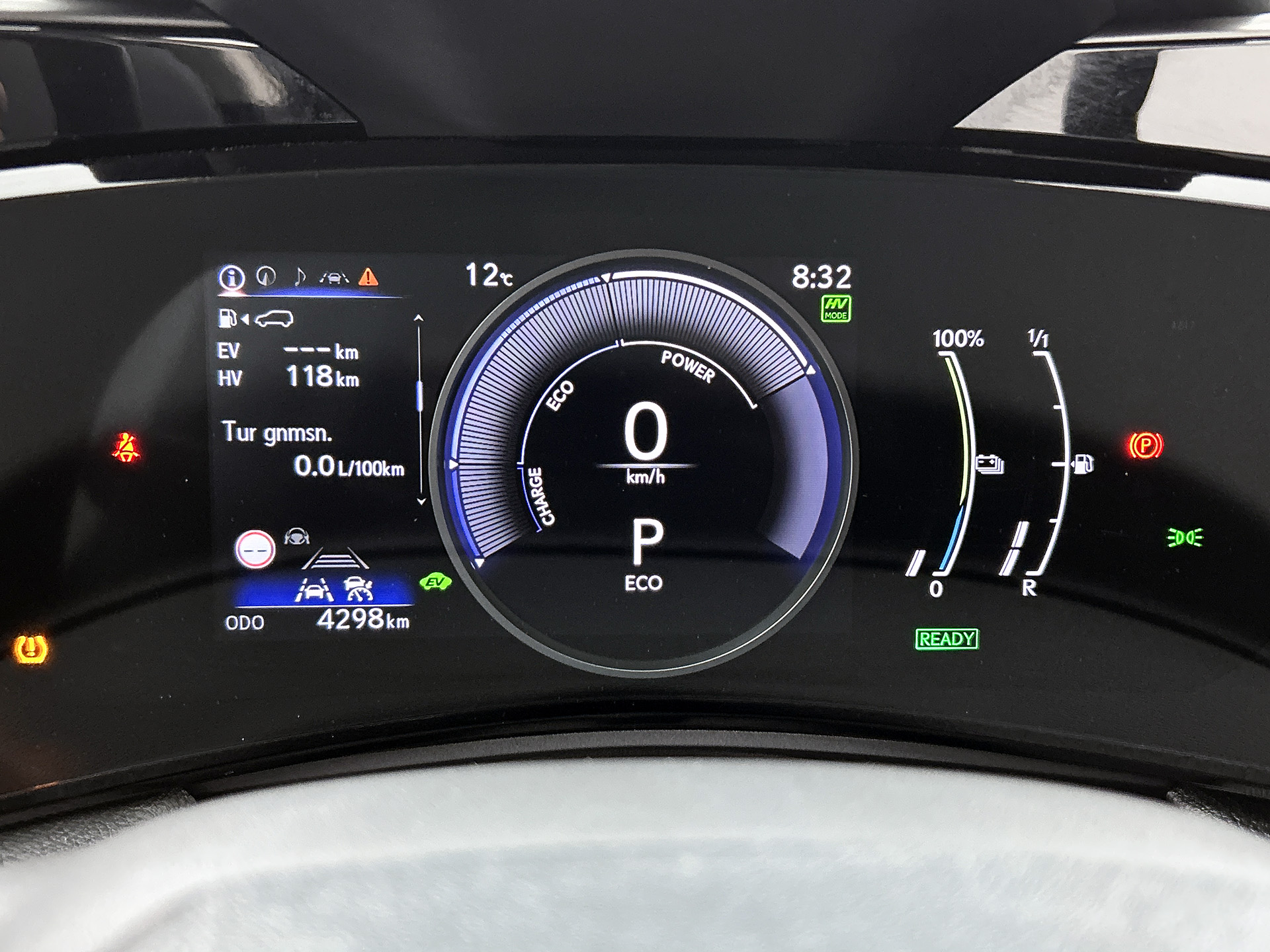 Foto van Lexus Lexus Nx450h+