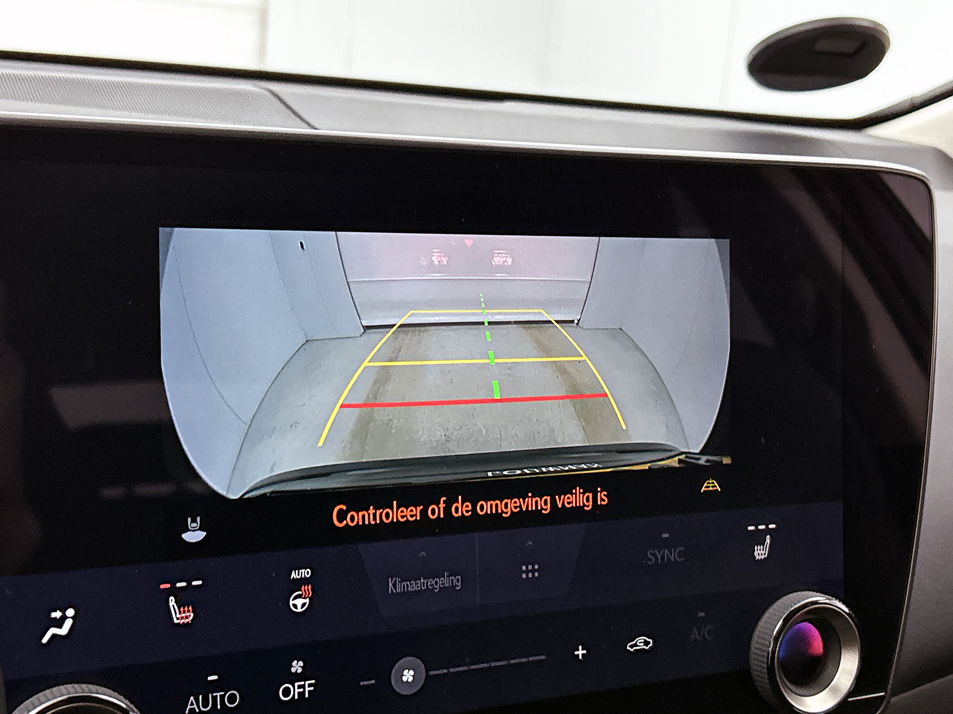 Foto van Lexus Lexus Nx450h+