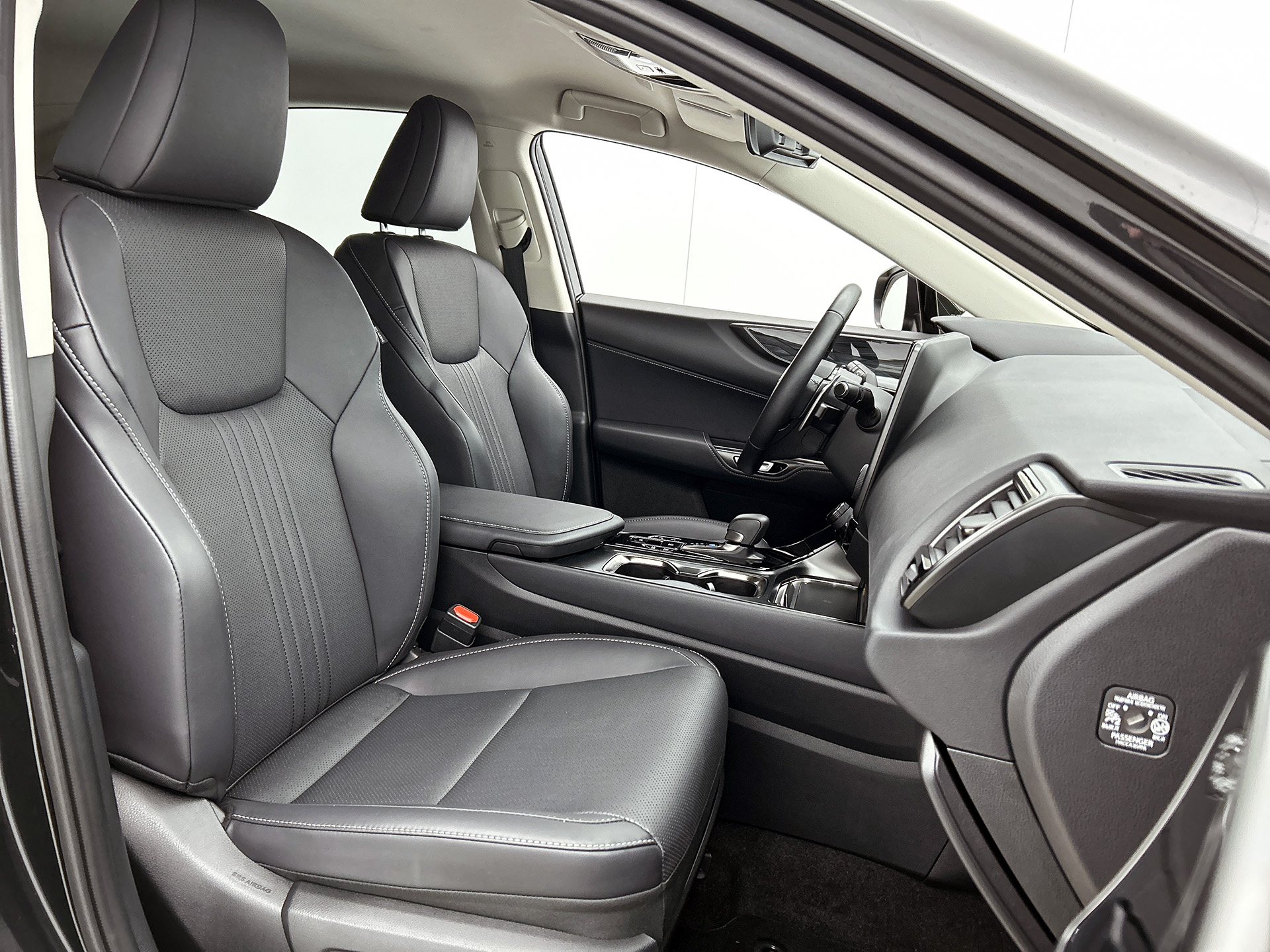 Foto van Lexus Lexus Nx450h+