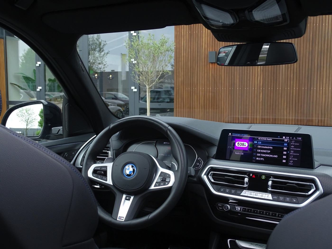 Foto van BMW X3 Xdrive30e