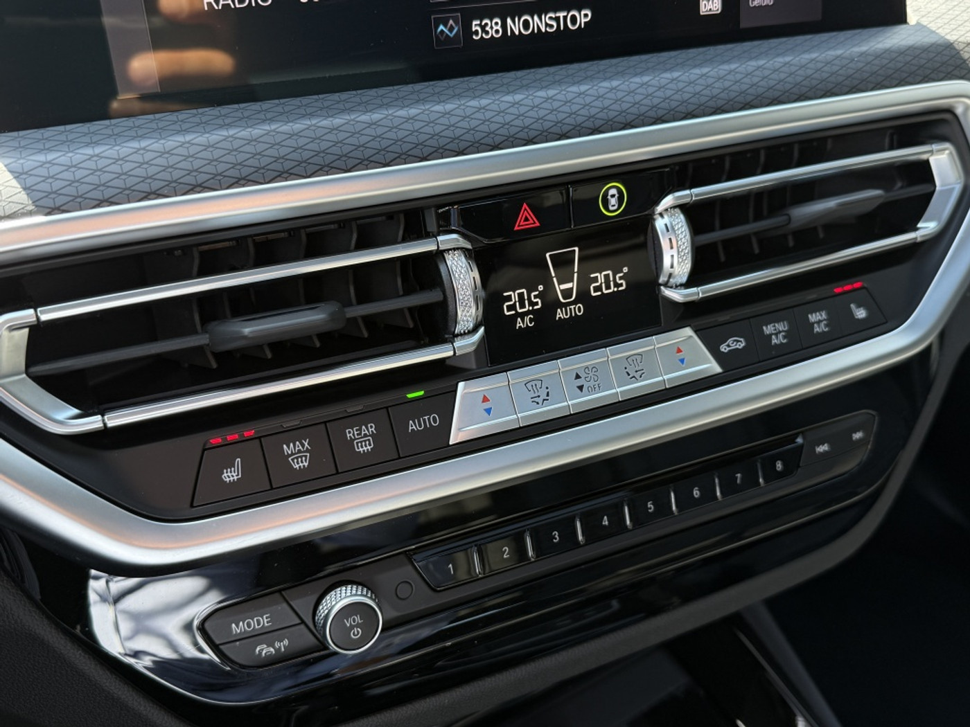 Foto van BMW X3 Xdrive30e