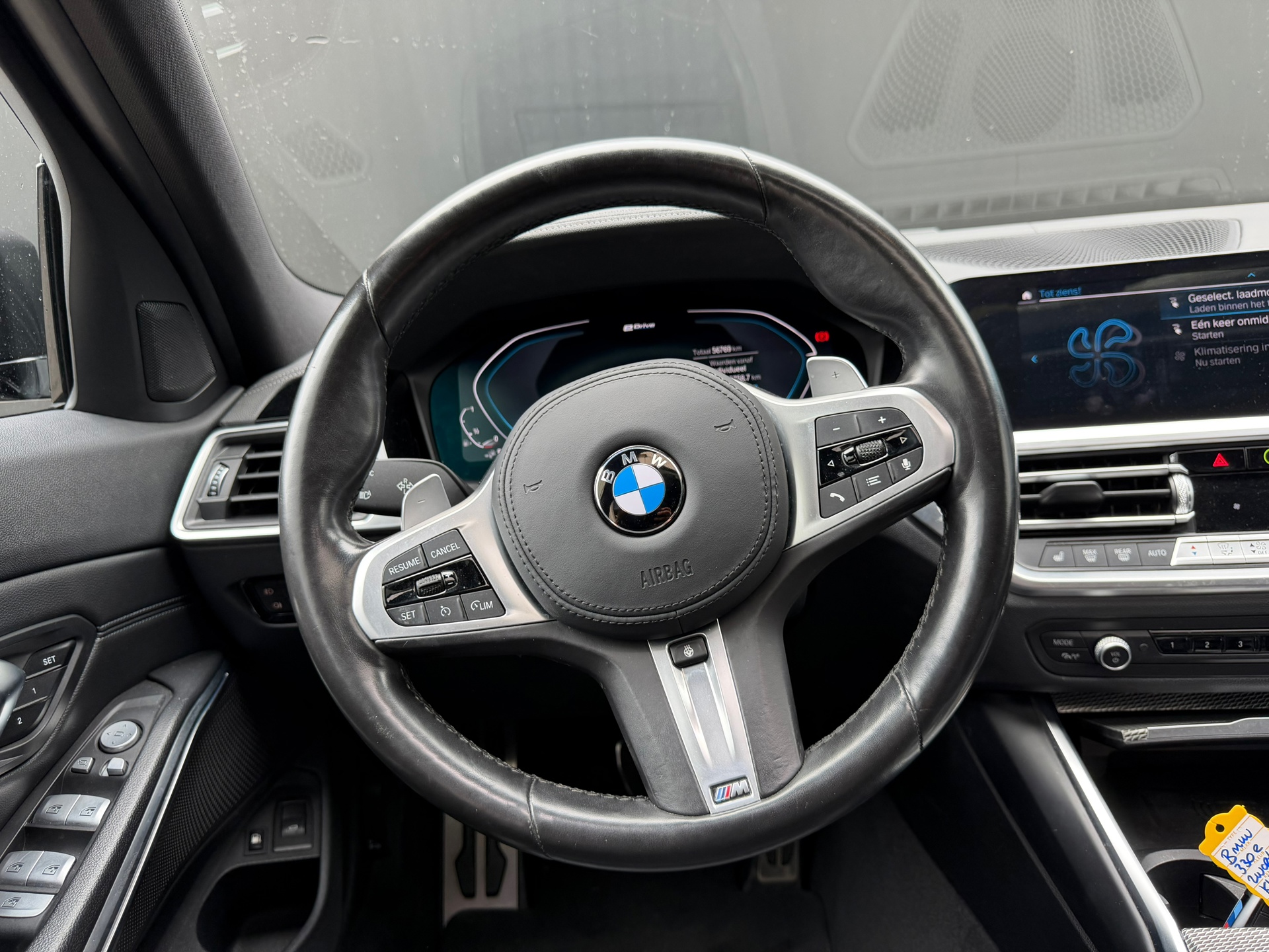 Foto van BMW 330e