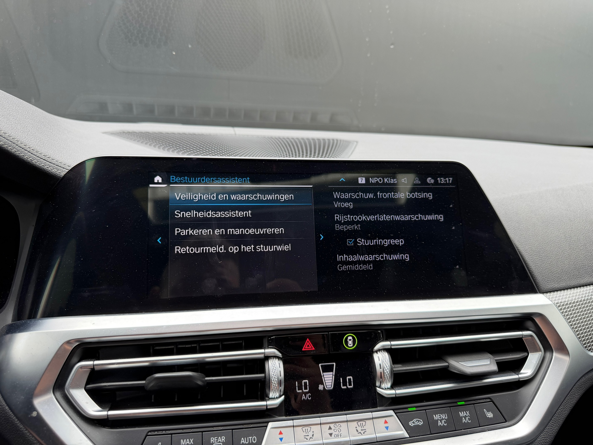 Foto van BMW 330e