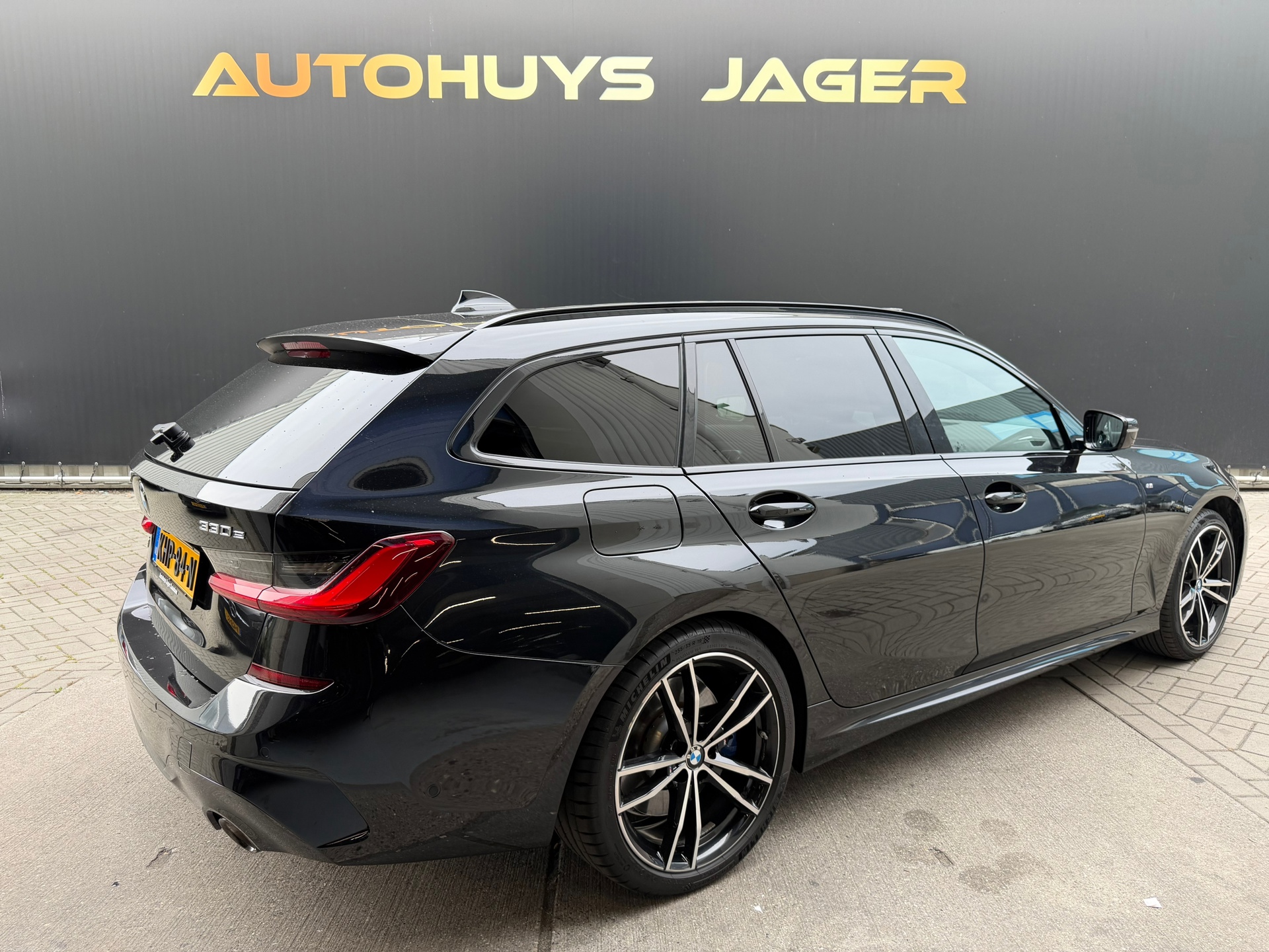 Foto van BMW 330e